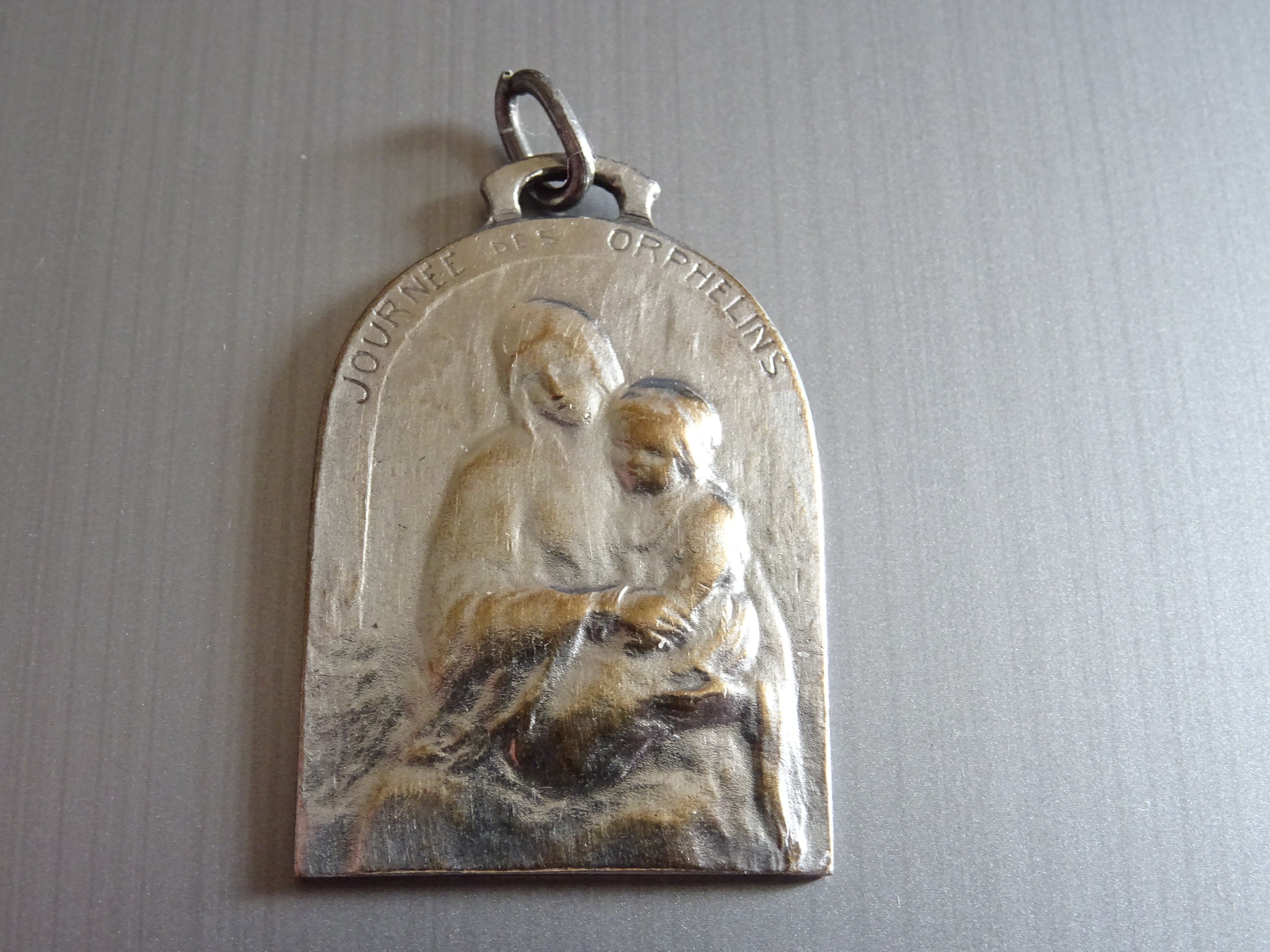 Journée Des Orphelins de Guerre. Journée Orphelins Guerre 1914 - 1915 1916 Antique Pendentif Religie