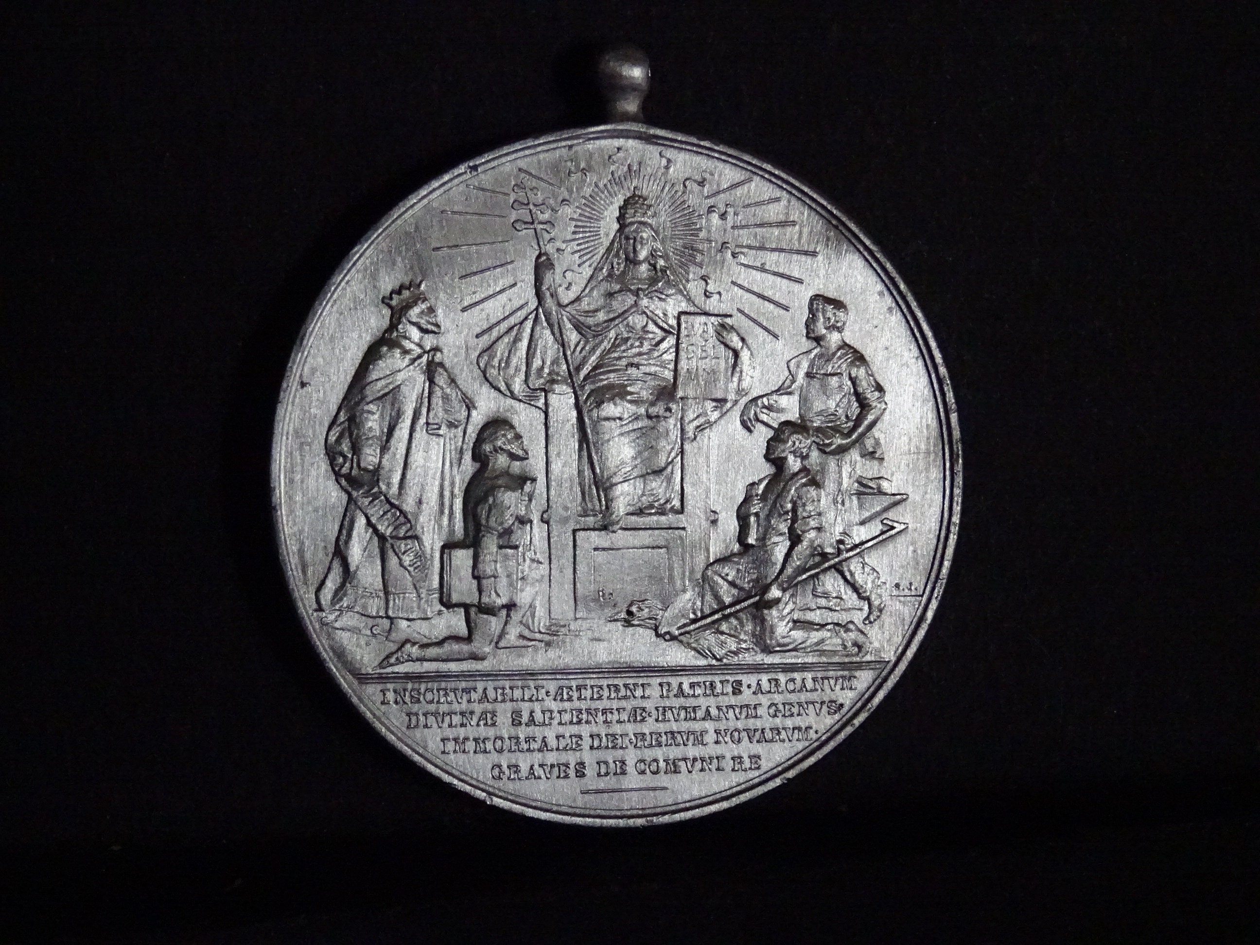 Pape Léon Xiii. Médaille Medaille Religieux Vintage Holy Charm Aluminium P 493