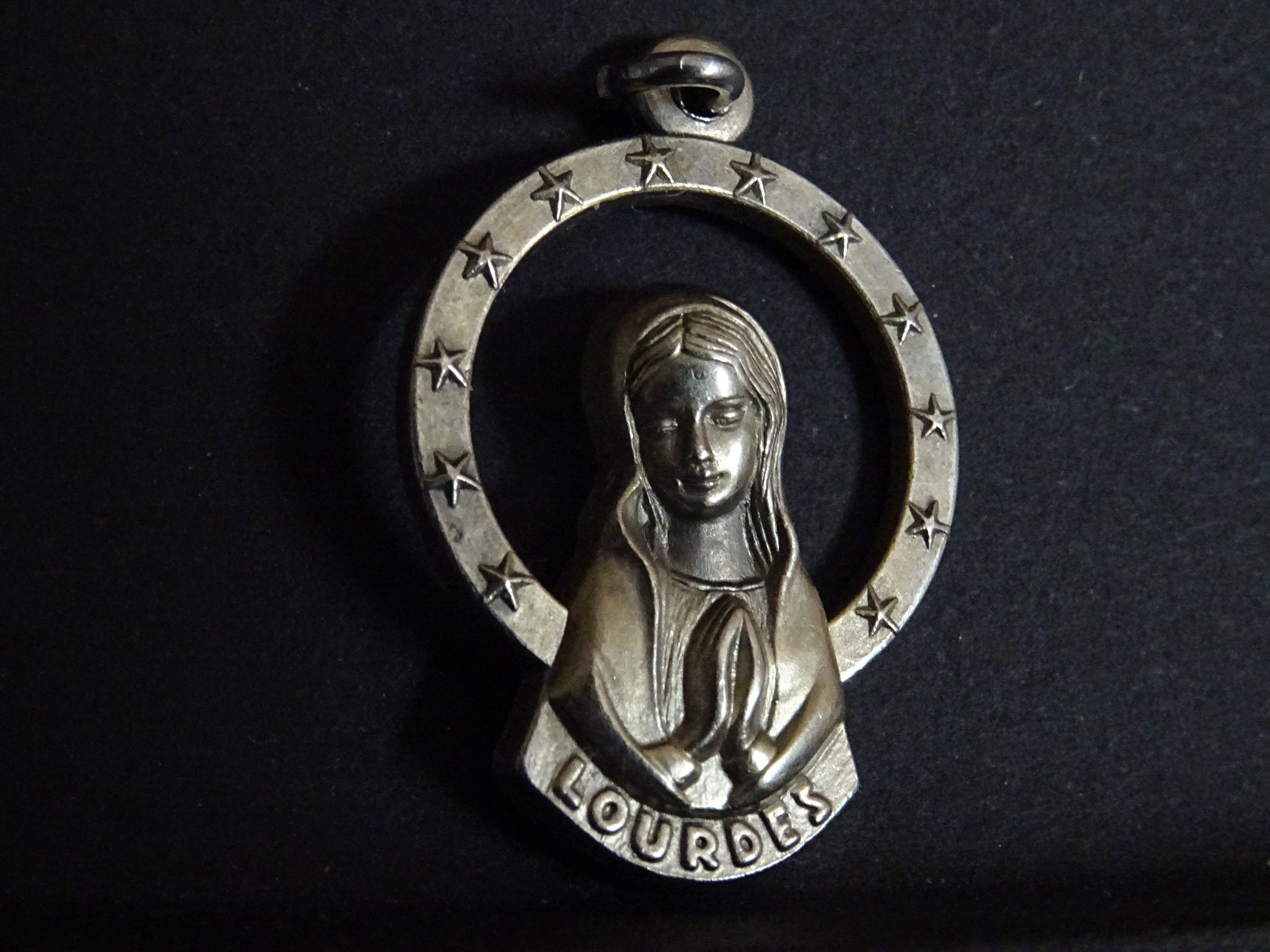 Vierge Marie. Lourdes. Découper. Médaille, Holy Charm Pendentif Médaille Médaillon Medaille P 791
