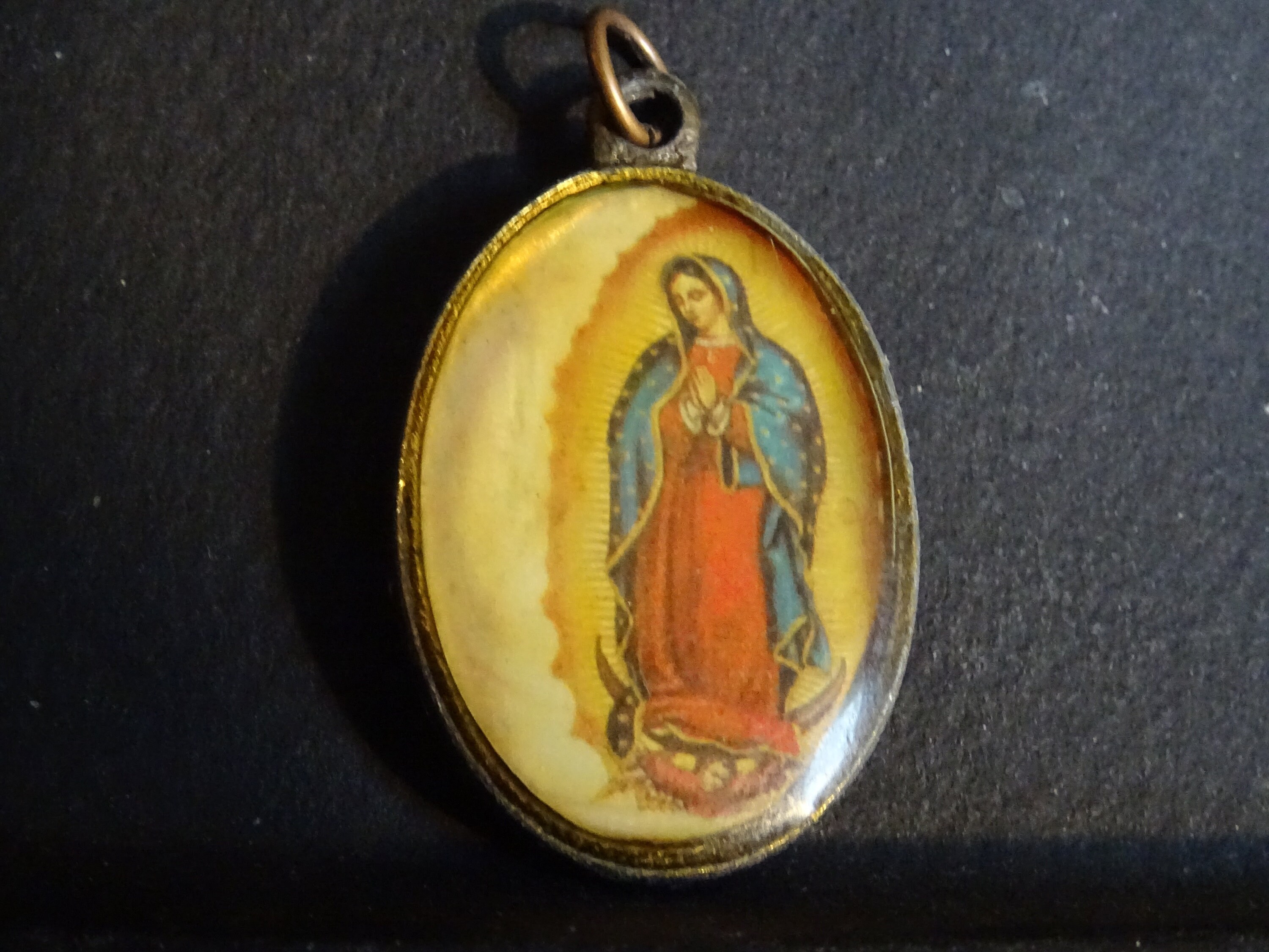 Virgin Mary Photo Double Sided Vintage Religieux Français Médaillon Pendent Holy Charm