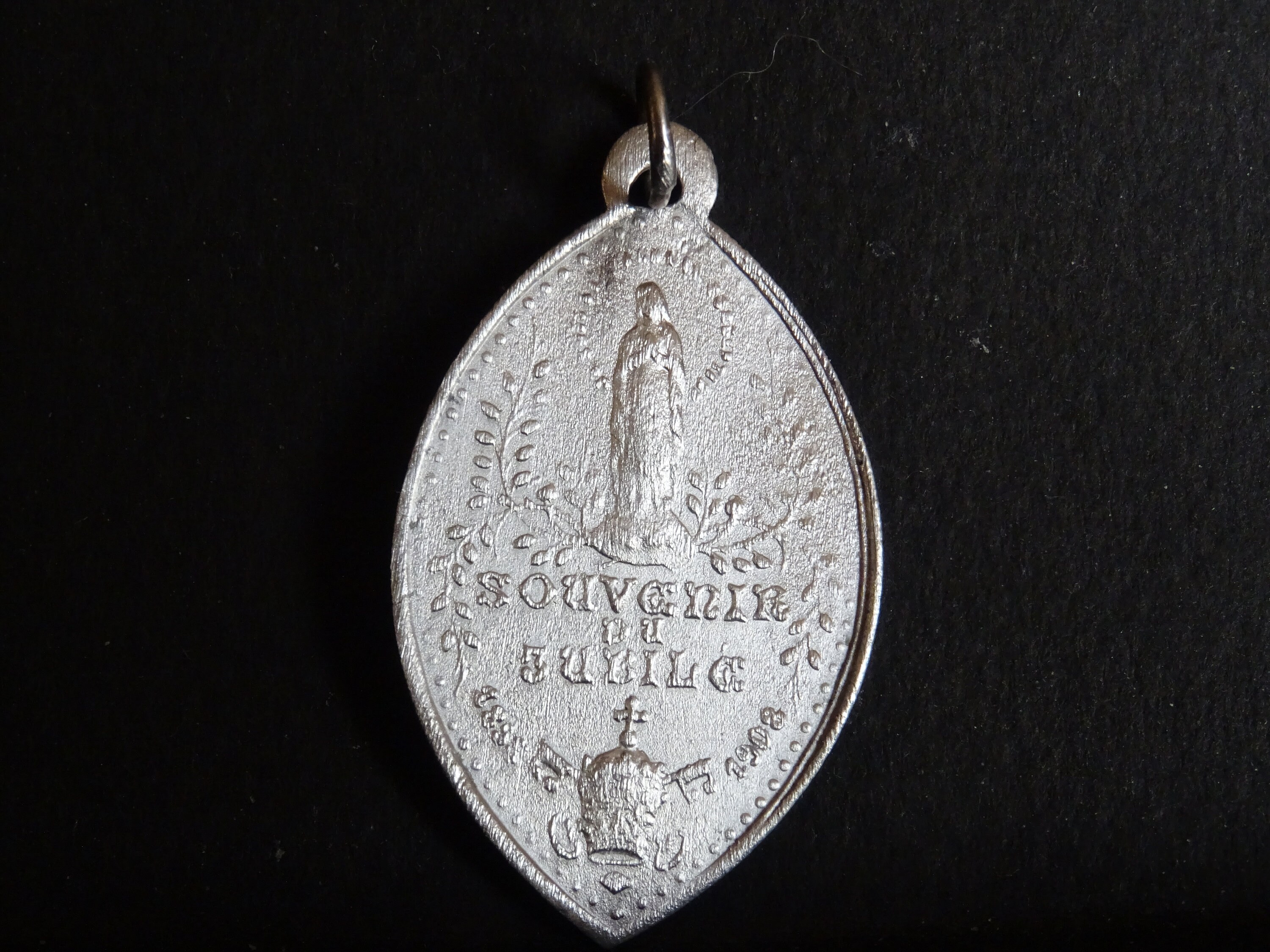 Souvenir Jubilé Lourdes Médaille Medaille Millésime Religieux Holy Charm Aluminium