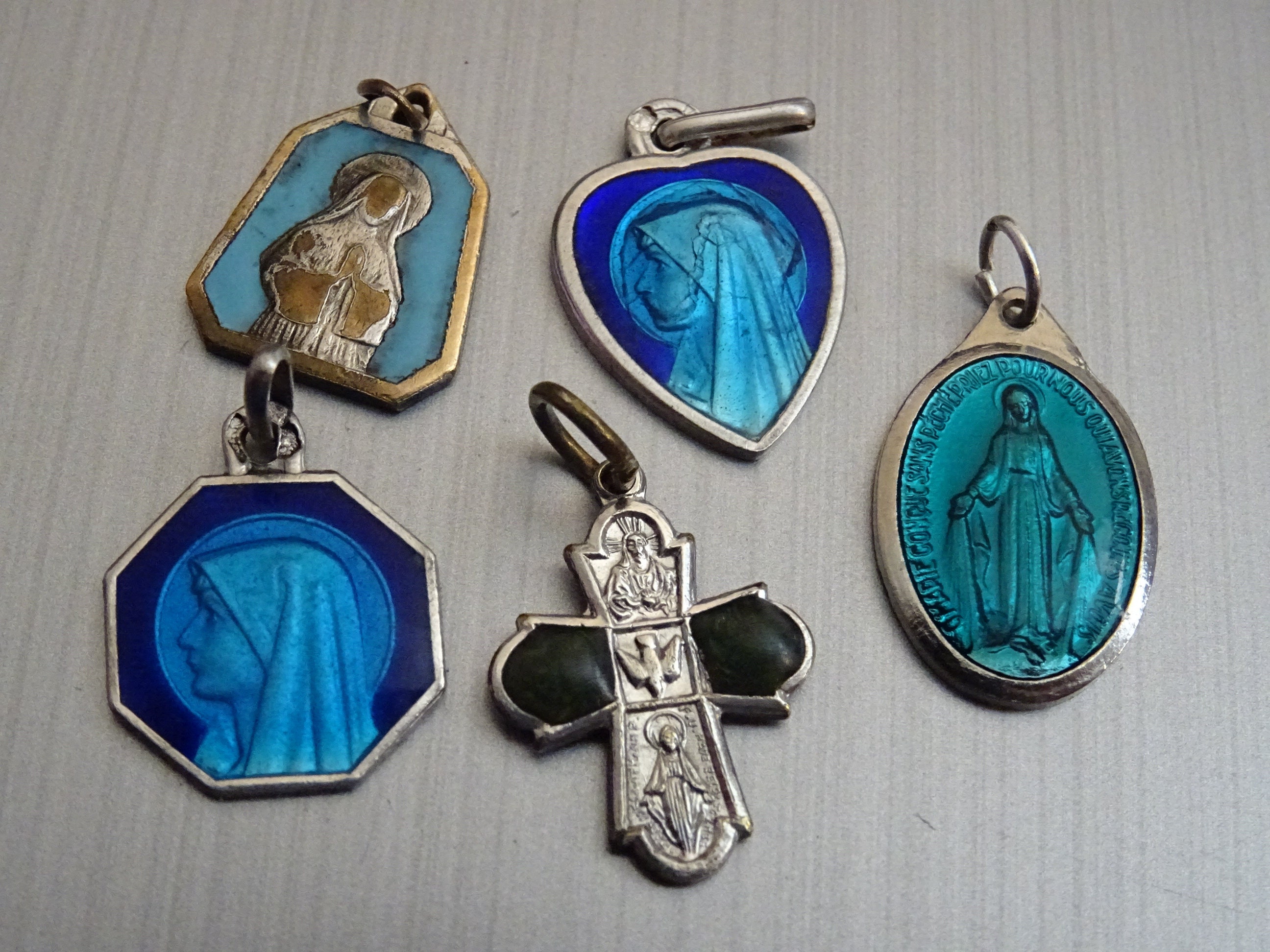 Lot 6 Vierge Marie. Émail Petit/Croix Religieuse Médaille Médaillon Pendentif Saint Charme D 343