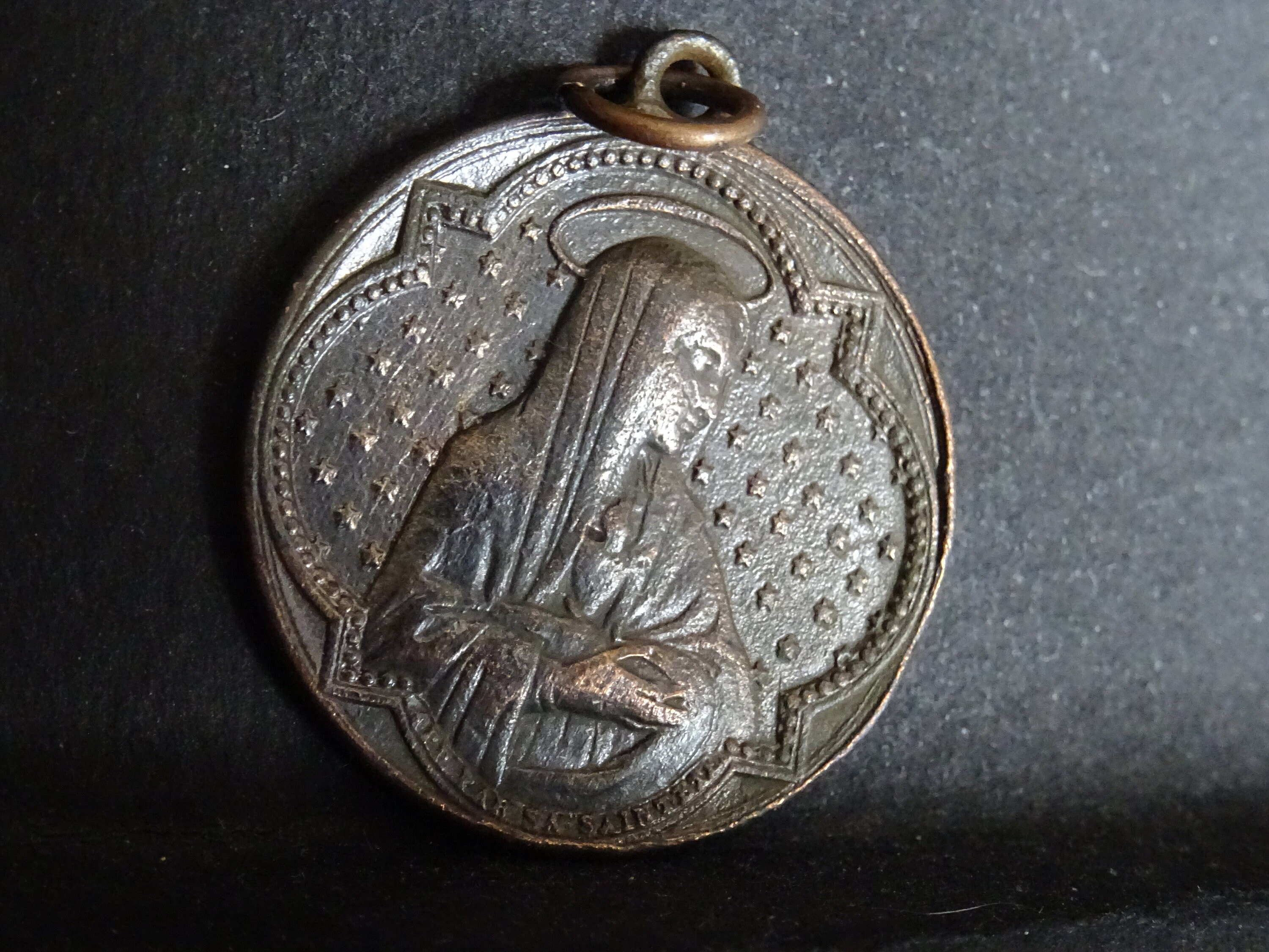 Notre Dame Bénie Médaillon de Bronze Holy Charm Religieux Français Millésime