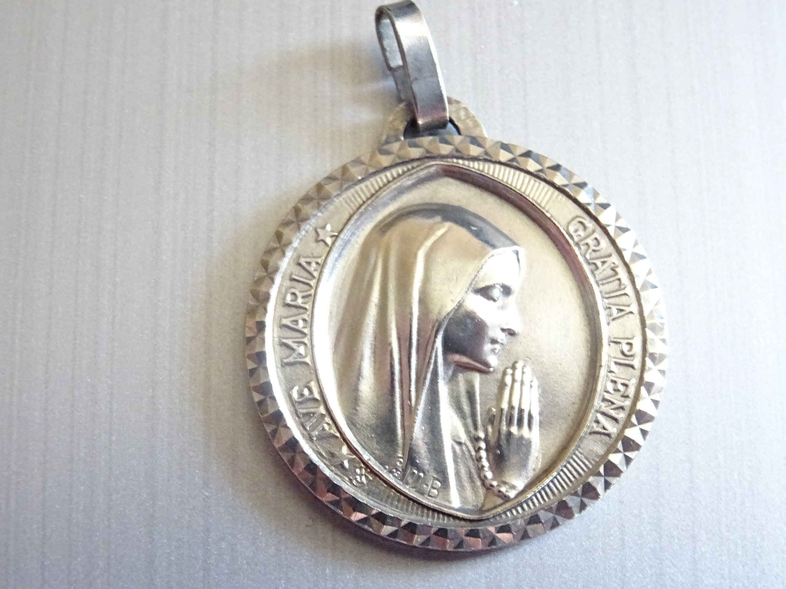 Ave Maria Gratia Plema Lourdes Argent Signé Frm - B Holy Charm Medal Médaille Du Pendentif Médaillon