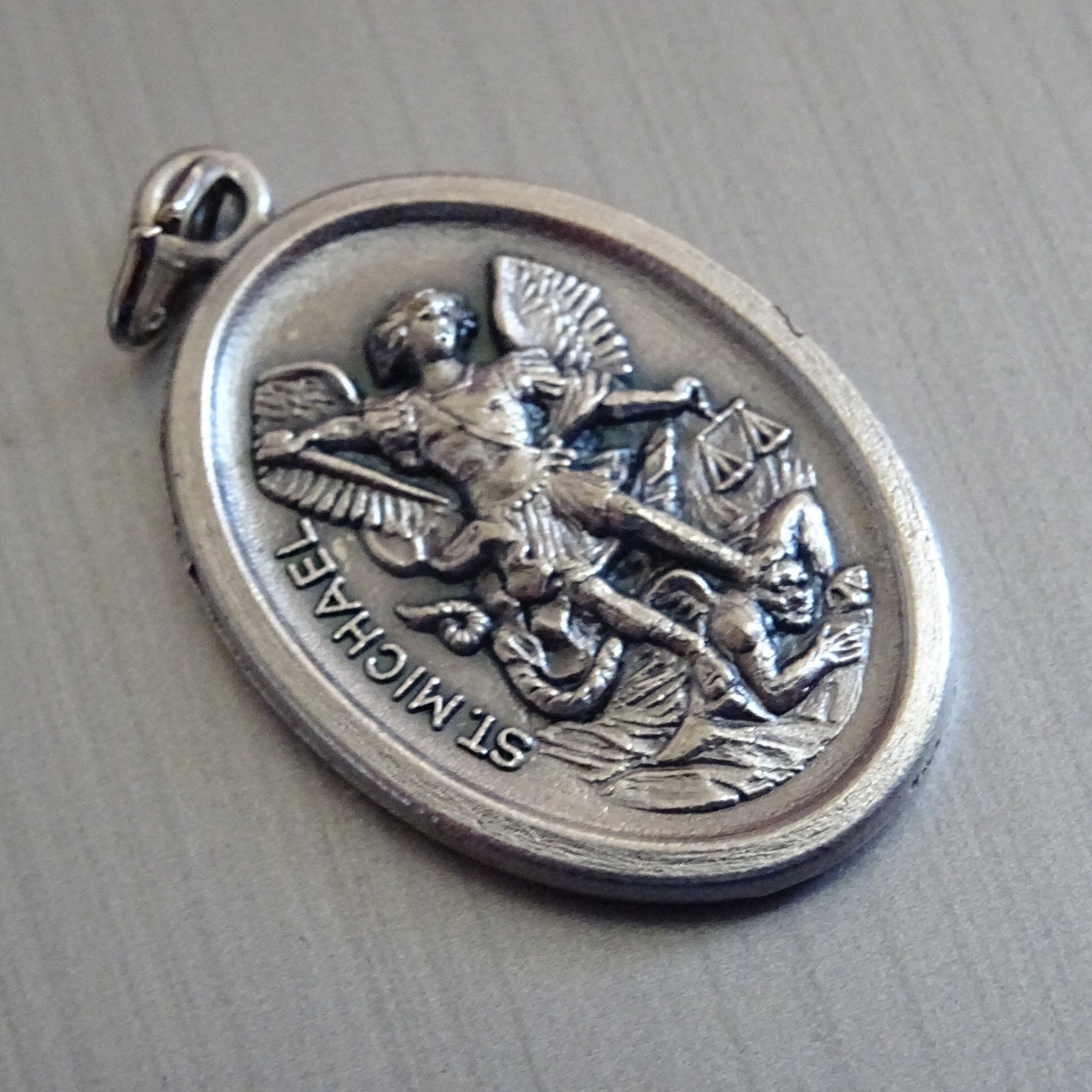 Saint Michel Saint Patron Des Marins, Parachutistes, Militaires. Médaille d'argent Médaille Pendente