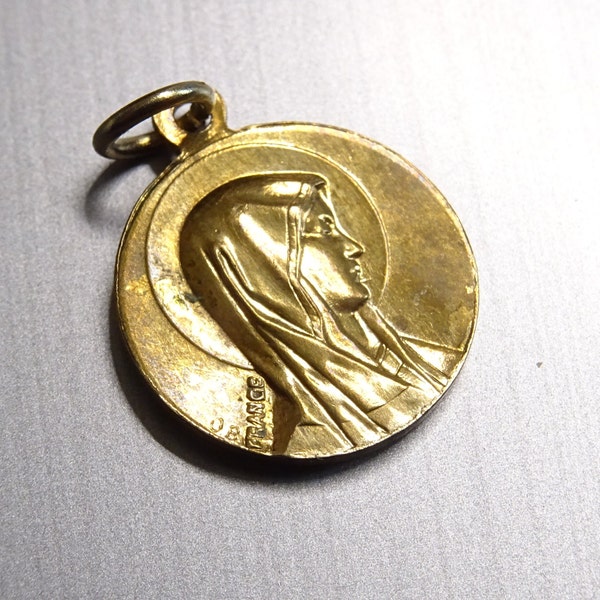 St john Vianney. cure d'ars and Saint Philomena nouveau. Religious French Pendant. medallion Holy Charm BB 32 E130