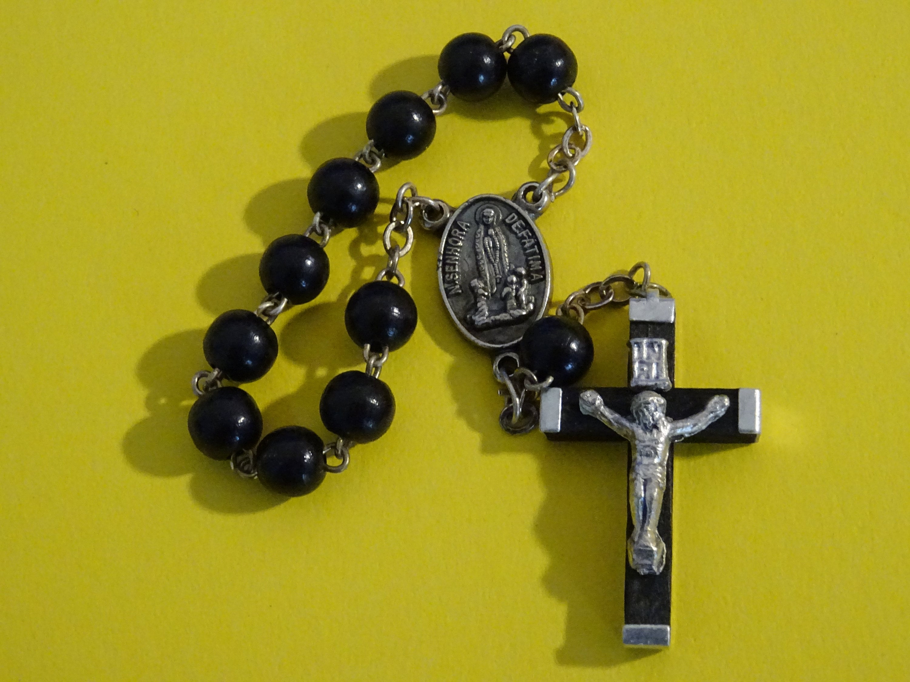 N. Senhora de Fatima Lourdes Terra de Rosaire Finger Cross Chain Perles Religious Catholic Crucifix