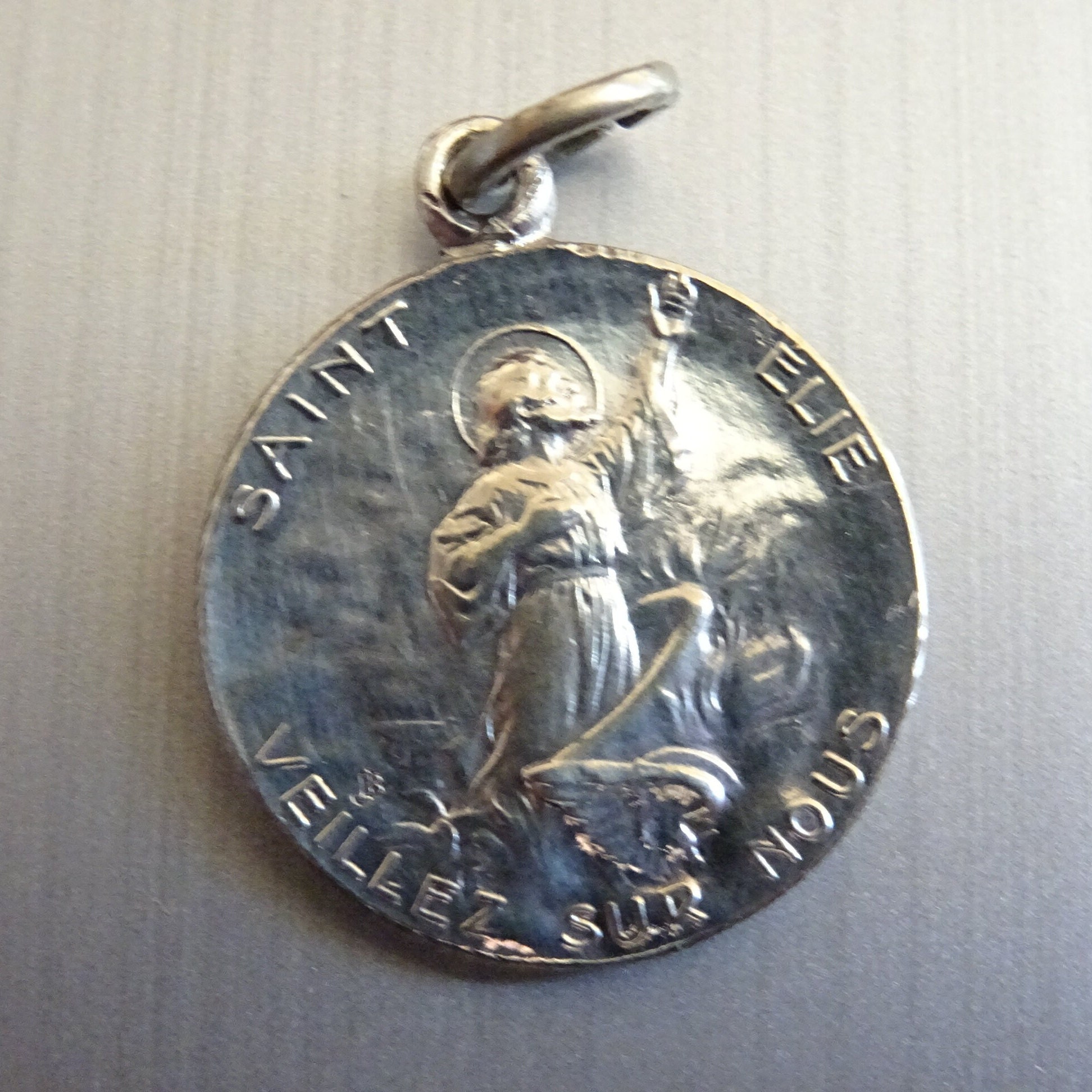 Saint Elie. Aivation.reverse. Montgolfière, Zeppelin, Avion Biplan. Pendentif Religieux Vintage Méda