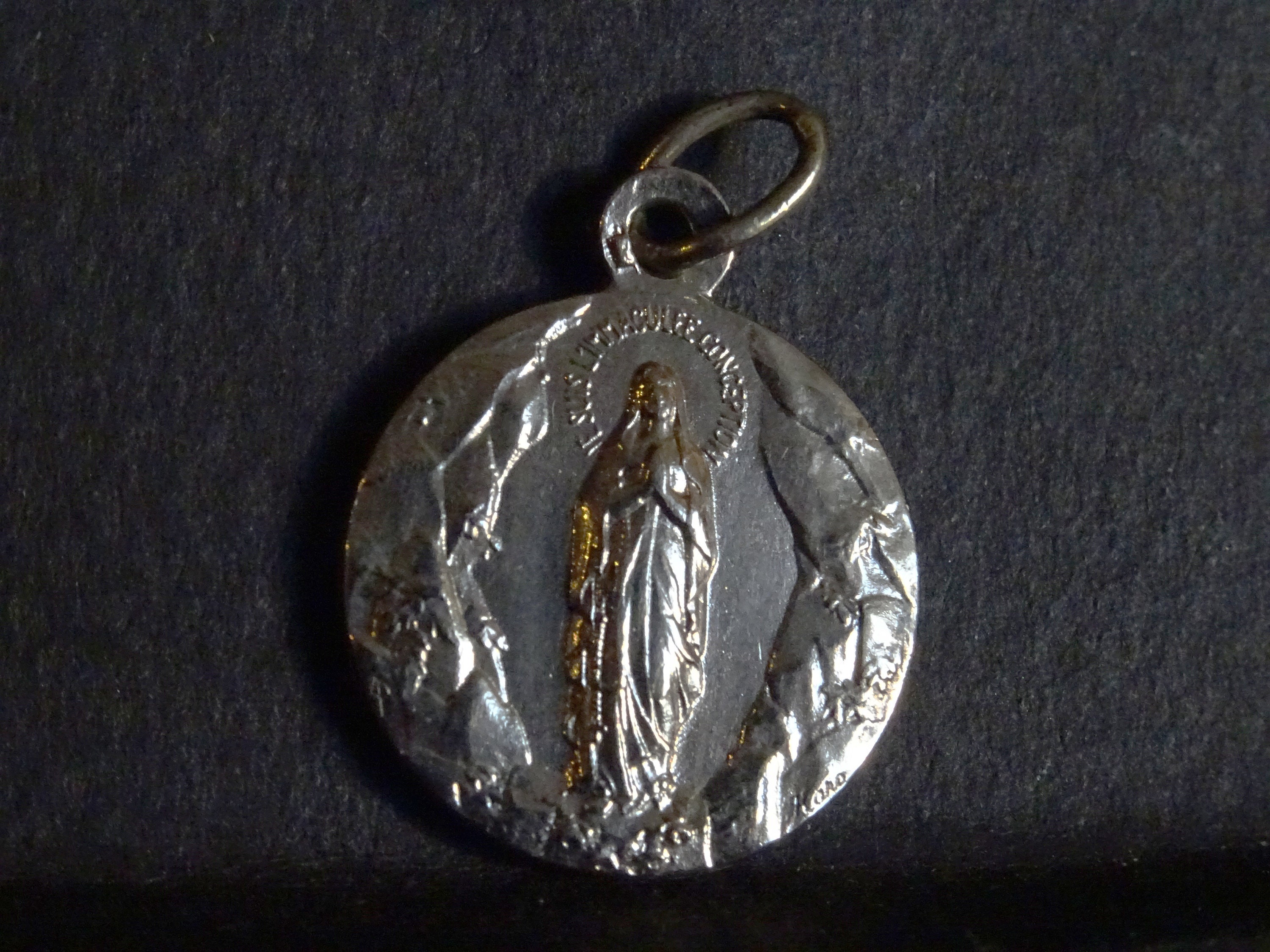 Médaille Notre-Dame Religieuse Pendentif en Argent Antique Saint Médaillon de Charme