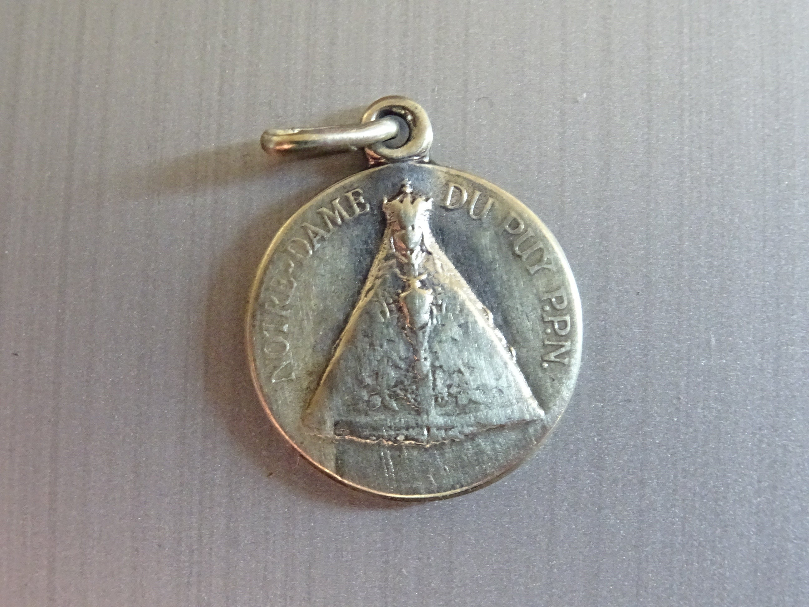 Notre-Dame de France. Cathédrale Notre-Dame-Du-Puy. Médaille Médaillon Vintage Medaille Religieux Sa