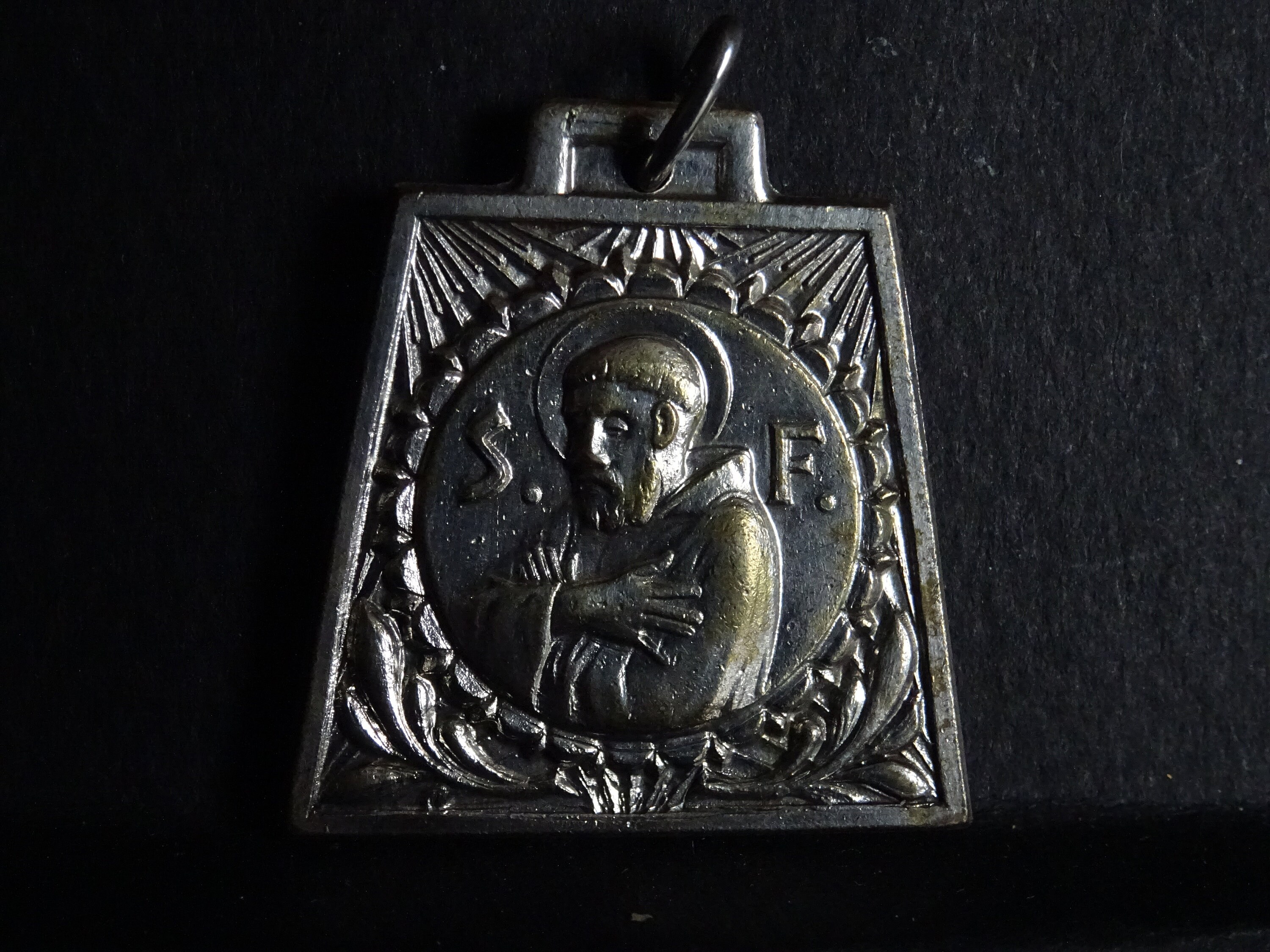 st Frances Silver Medal Pendent Medallion Medaille Hold Charm 3, 0 X cm