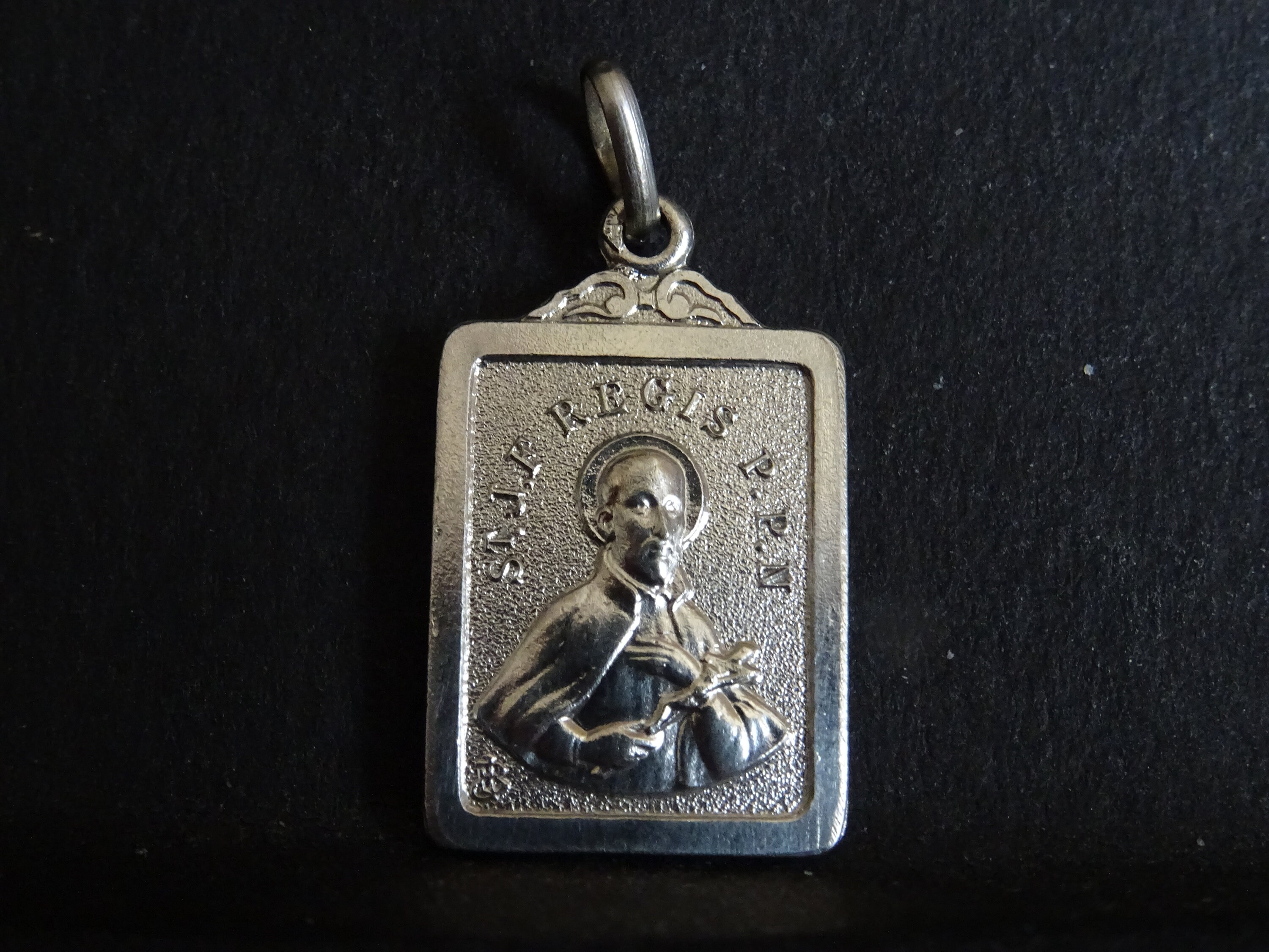 Saint Jean François Régis de La Louvesc Médaillon Saint Charme Religieux Français Millésime