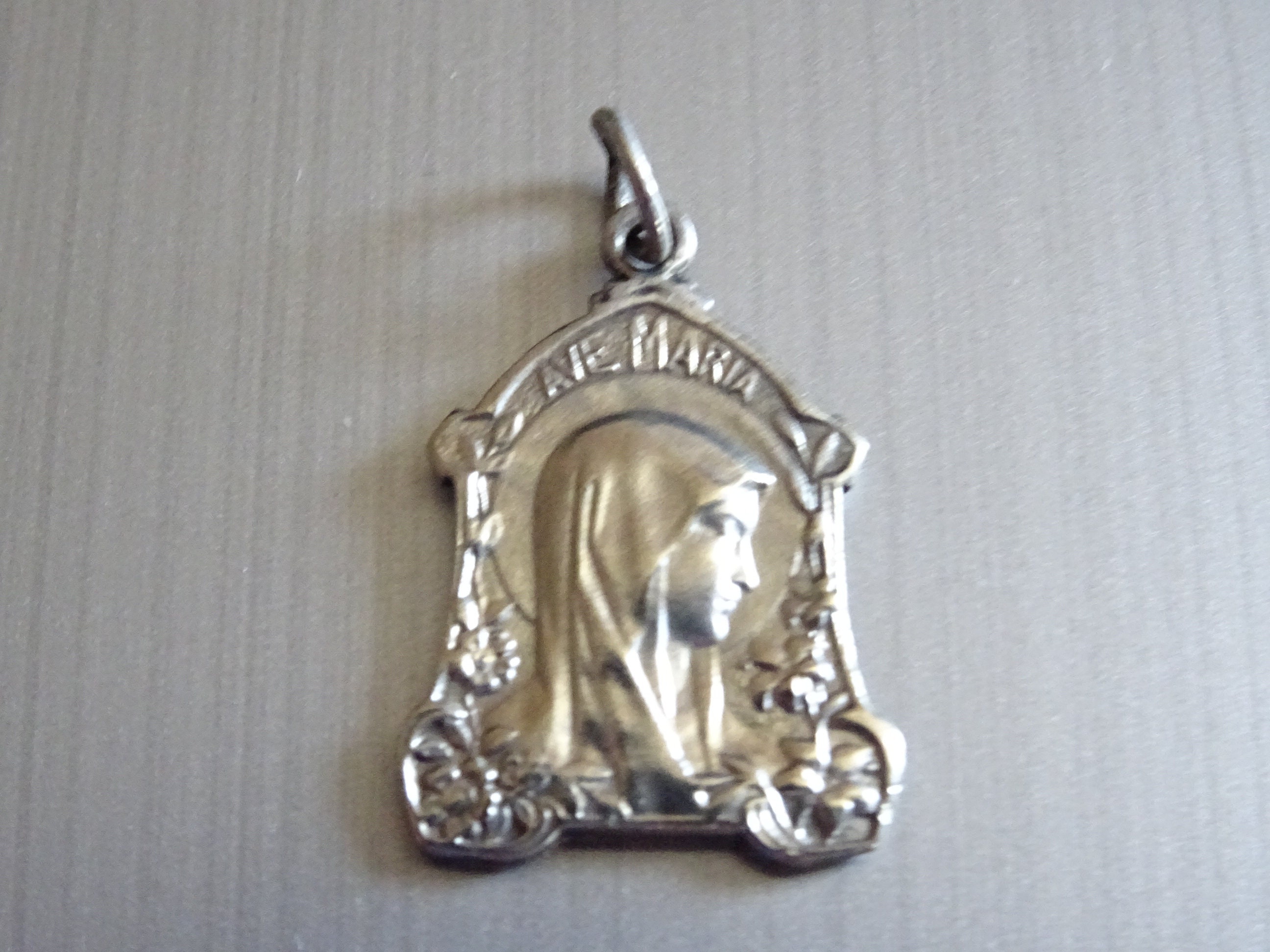 Ave Maria Roses Art Nouveau. Médaille Du Saint Charme Pendentif Médaillon Médaille Medaille B 7