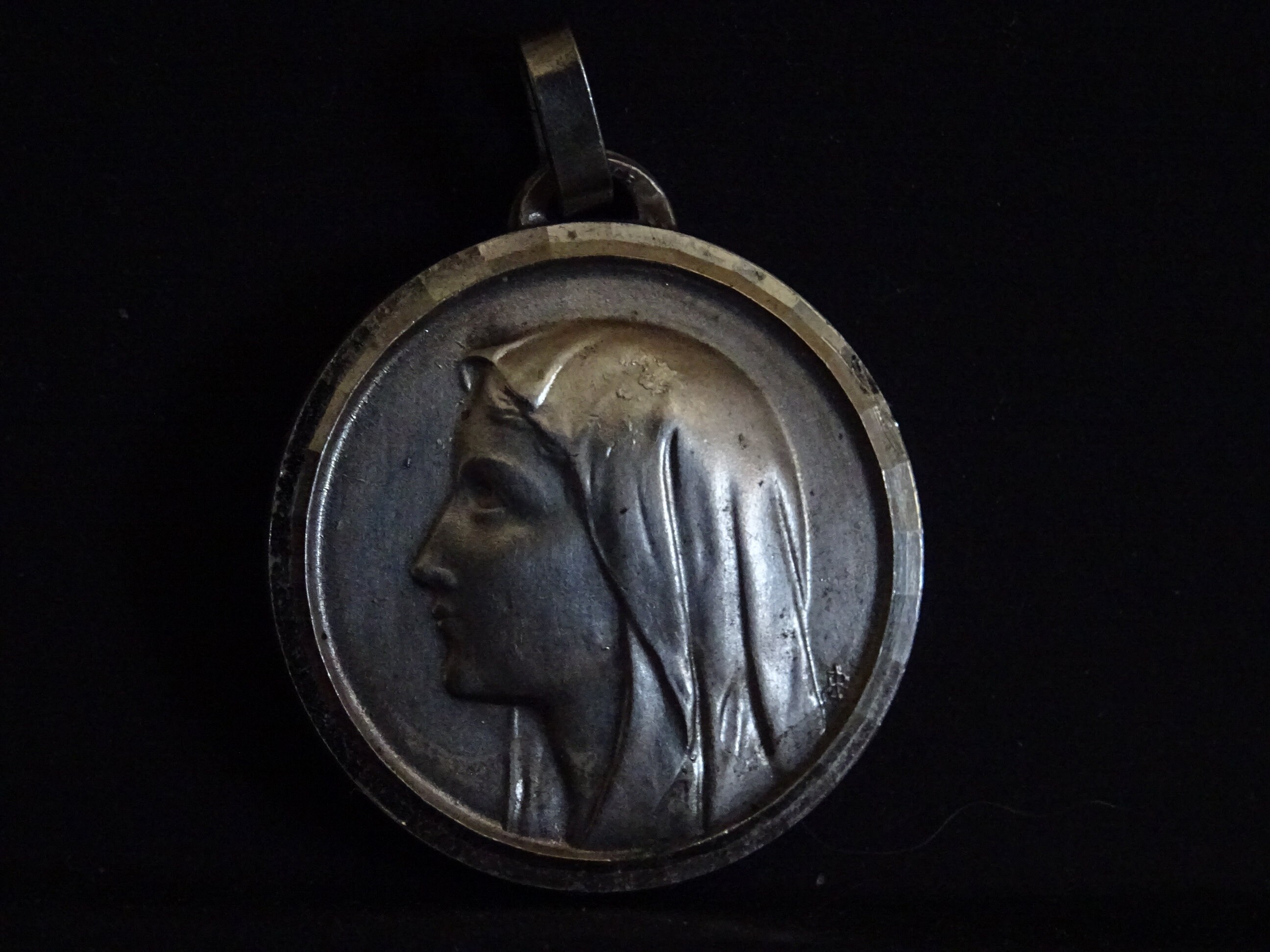 Vierge Marie Lourdes . Médaille de Bord Biseauté Médaillon Pendent Medaille Holy Charm P 692