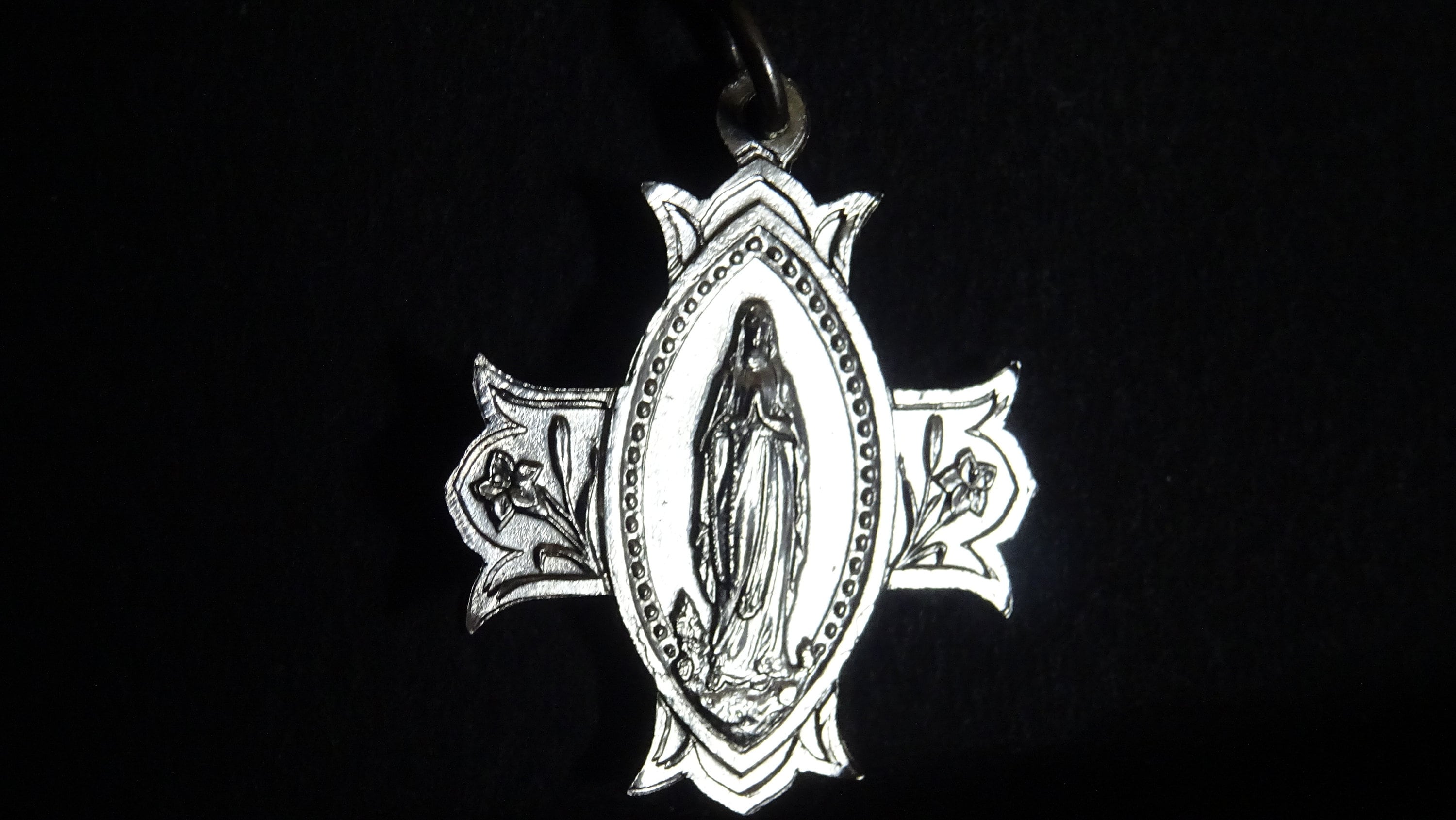 Corps Du Christ Sang Notre-Dame. Intéressant Projet de Recherche Médaille Médaillon Pendent Medaille