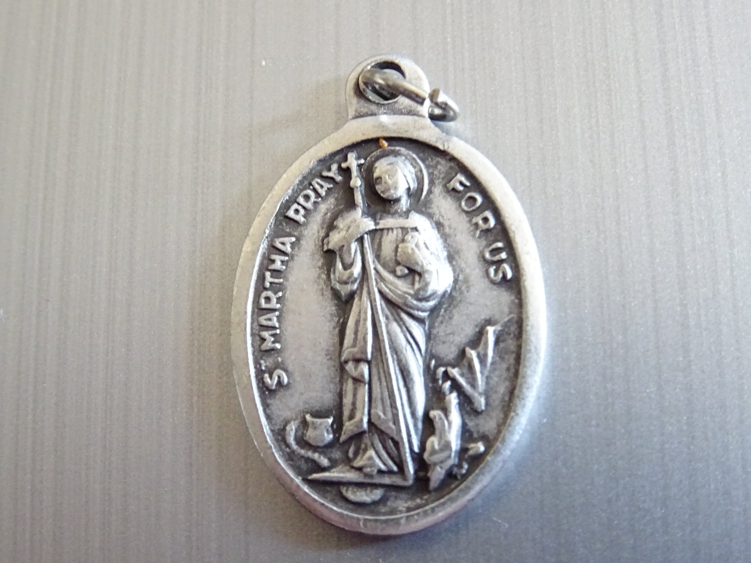 Sainte Marthe Est La Patronne Des Serviteurs et Cuisiniers. Médaille d'argent Médaille Pendente Holy