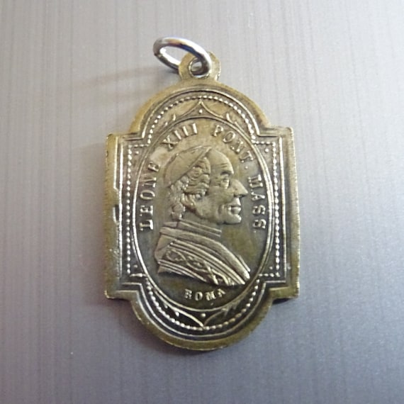 Médaille Religieuse Ancienne – Jubilé Sacerdotal Léon XIII, Métal Argenté