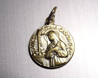 Rita of Cascia. Patroness  loneliness, marriage difficulties, parenthood. Holy Charm Pendant  medallion  BB 133