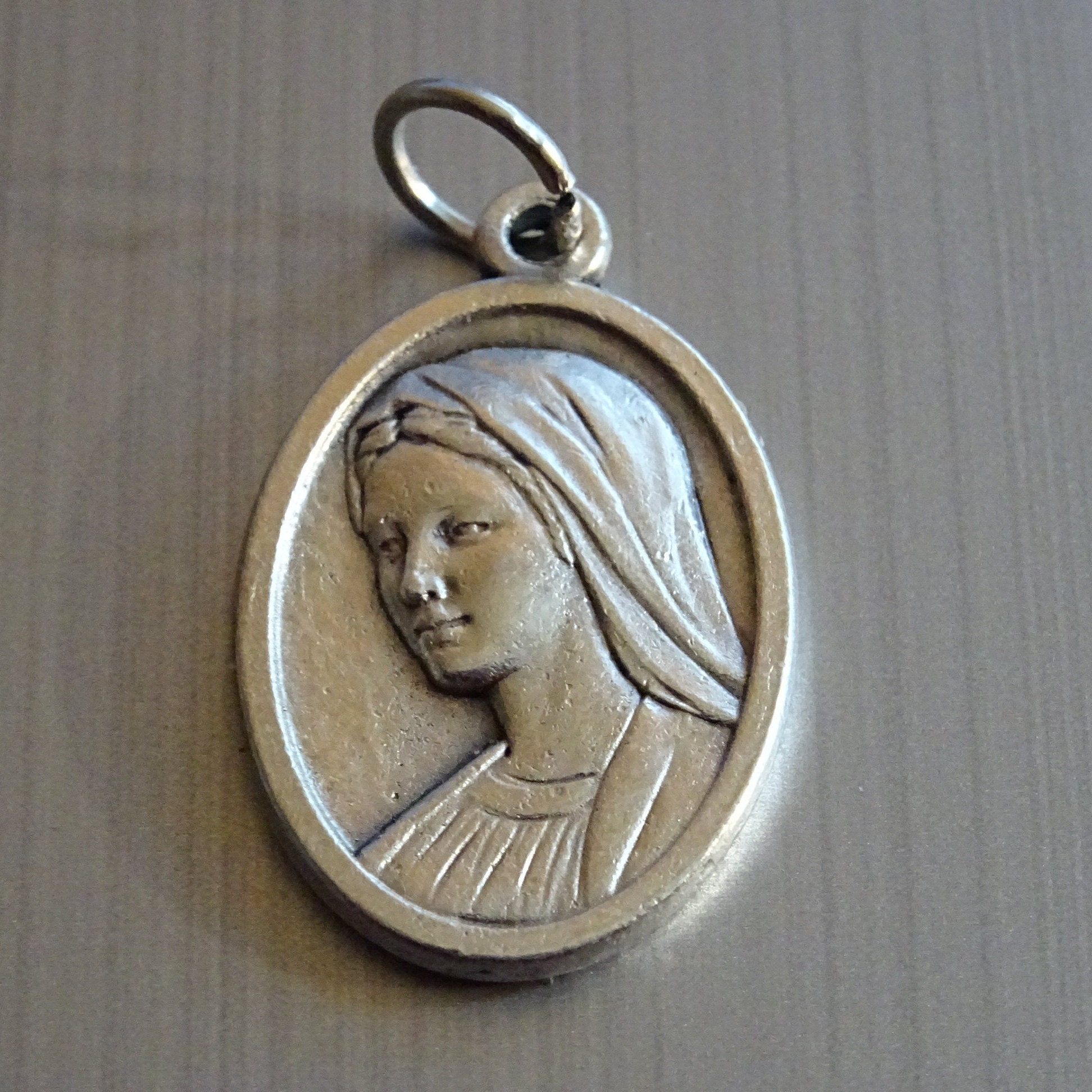 Vierge Marie. Priez Pour Nous, Médaille d'argent Médaillon Pendentif Saint Charme B 429