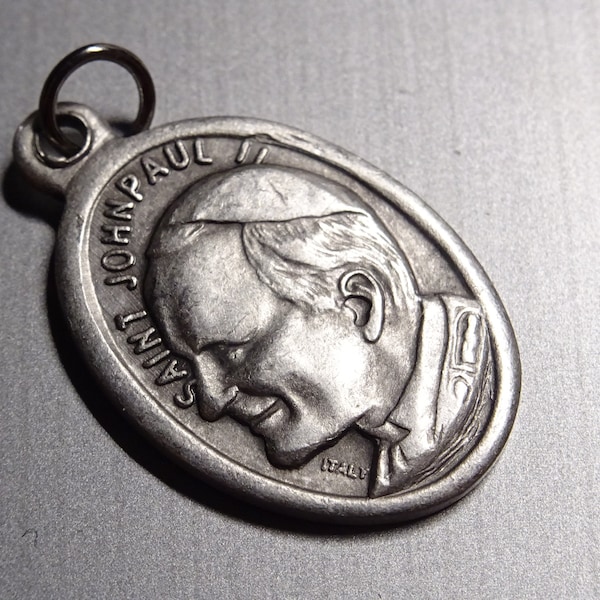 Saint Pope John Paul II Patron Saint of World Youth Day. Silver medal medallion pendent Holy Charm BB 86