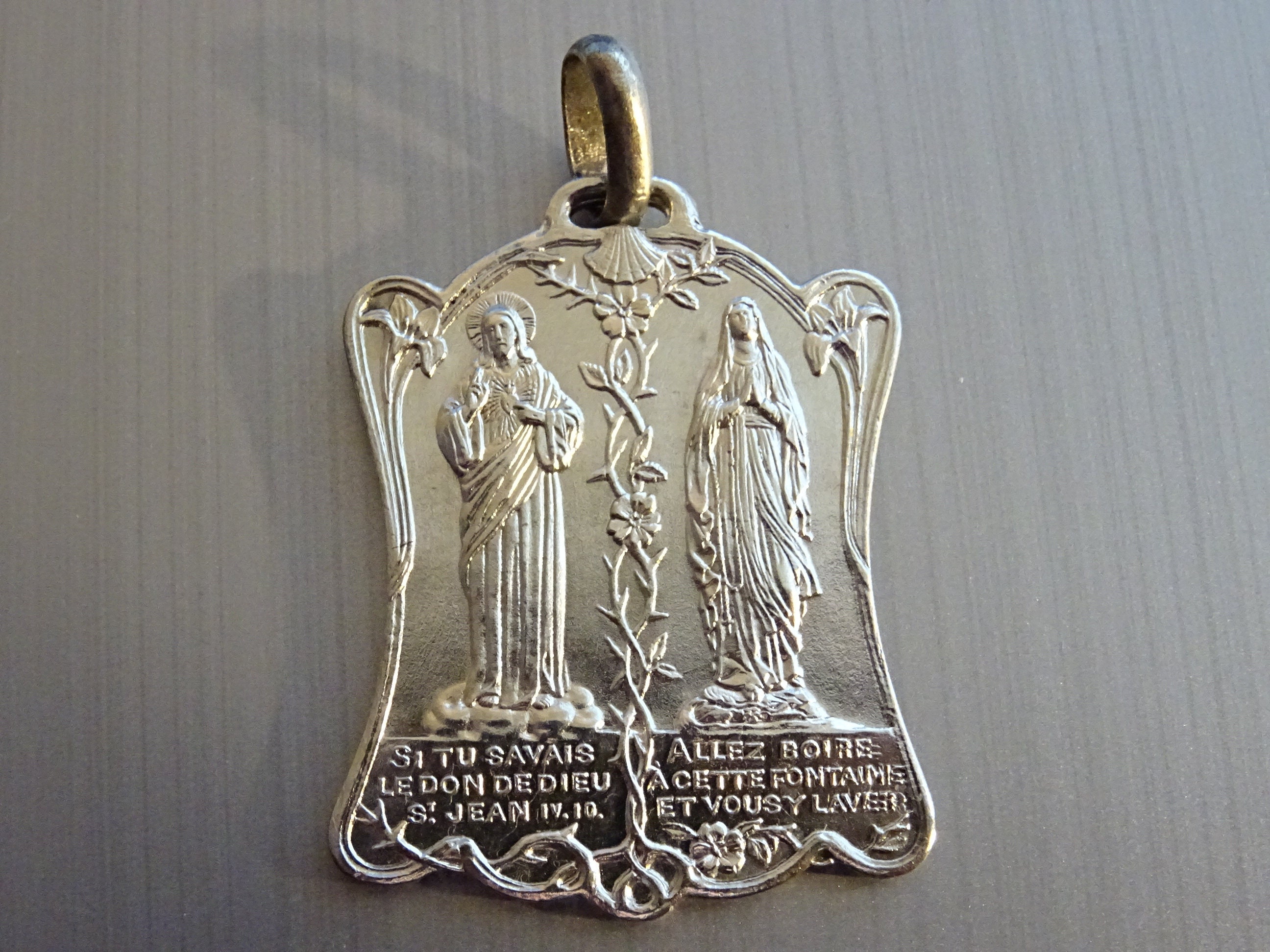 Grand Sacré-Cœur Jésus et Marie Lourdes. Cœur Sacré & Marie. Pendentif Français Religieux Antique. M