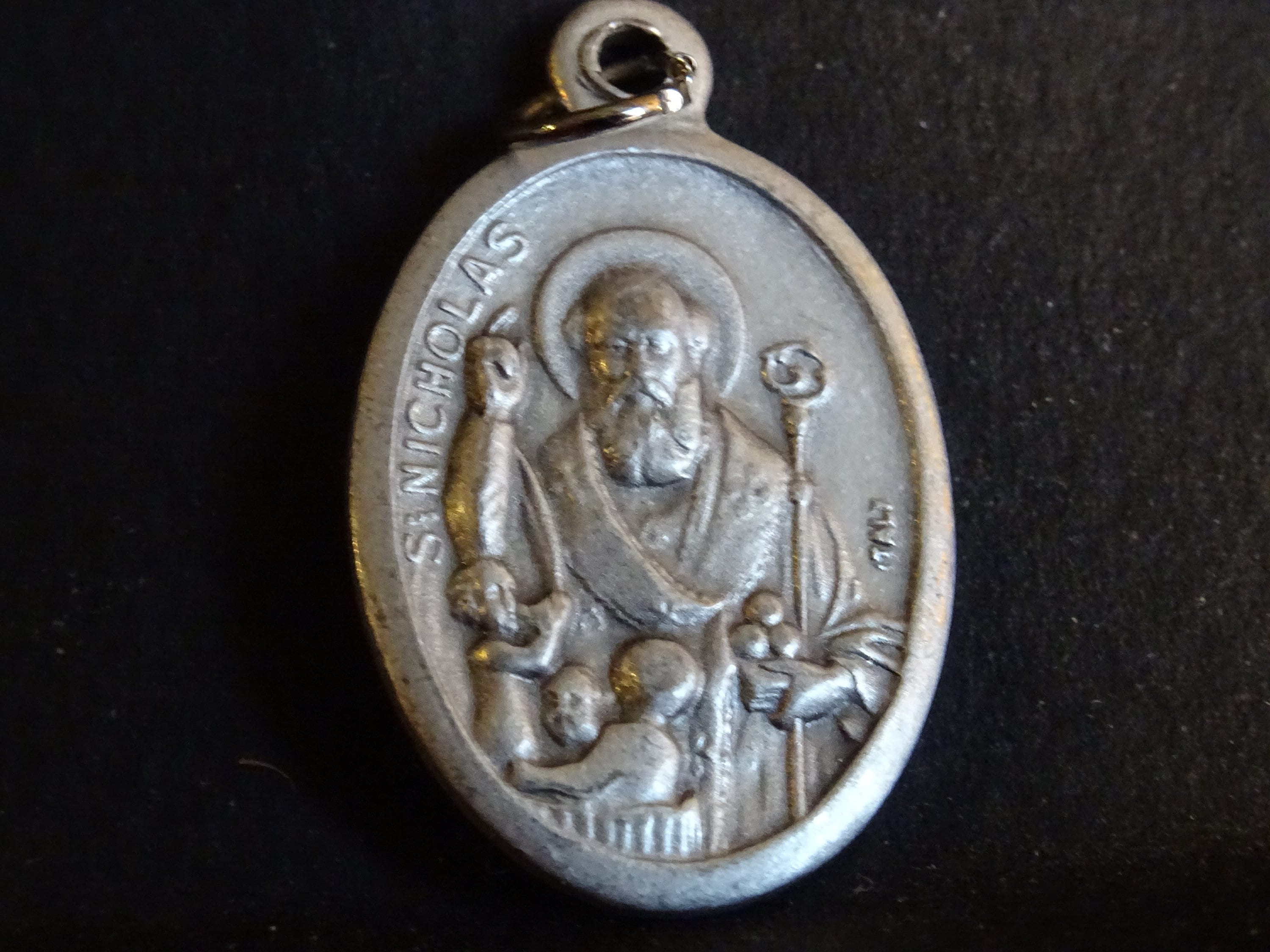 Saint Nicolas Associé à La Fête Du Médaillon d'argent de Noël Pendent Medaille Holy Charm