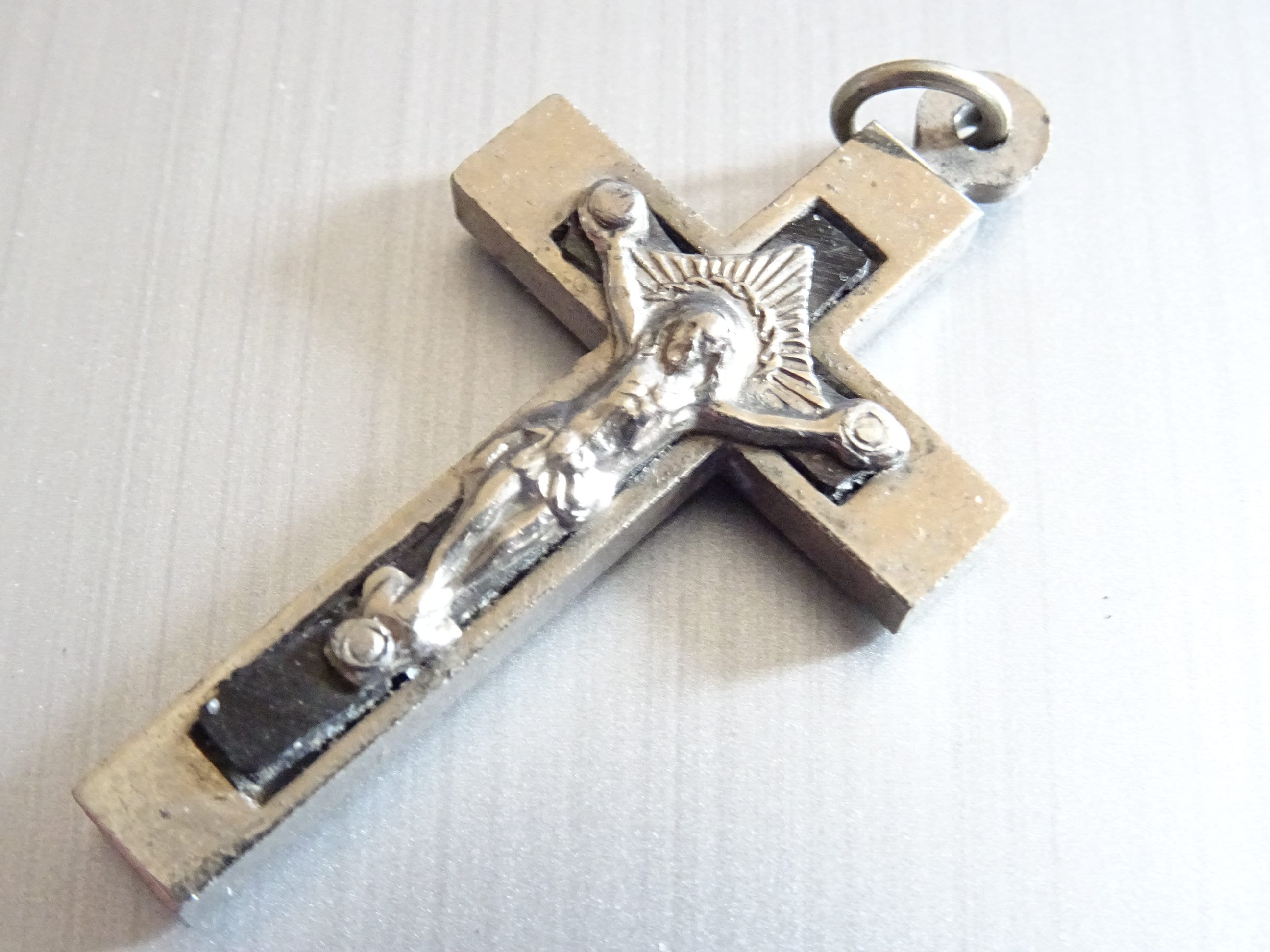 Antique Silver Tone Inri Croix Holy Charm Médaille Pendentif Médaillon Medaille P 840