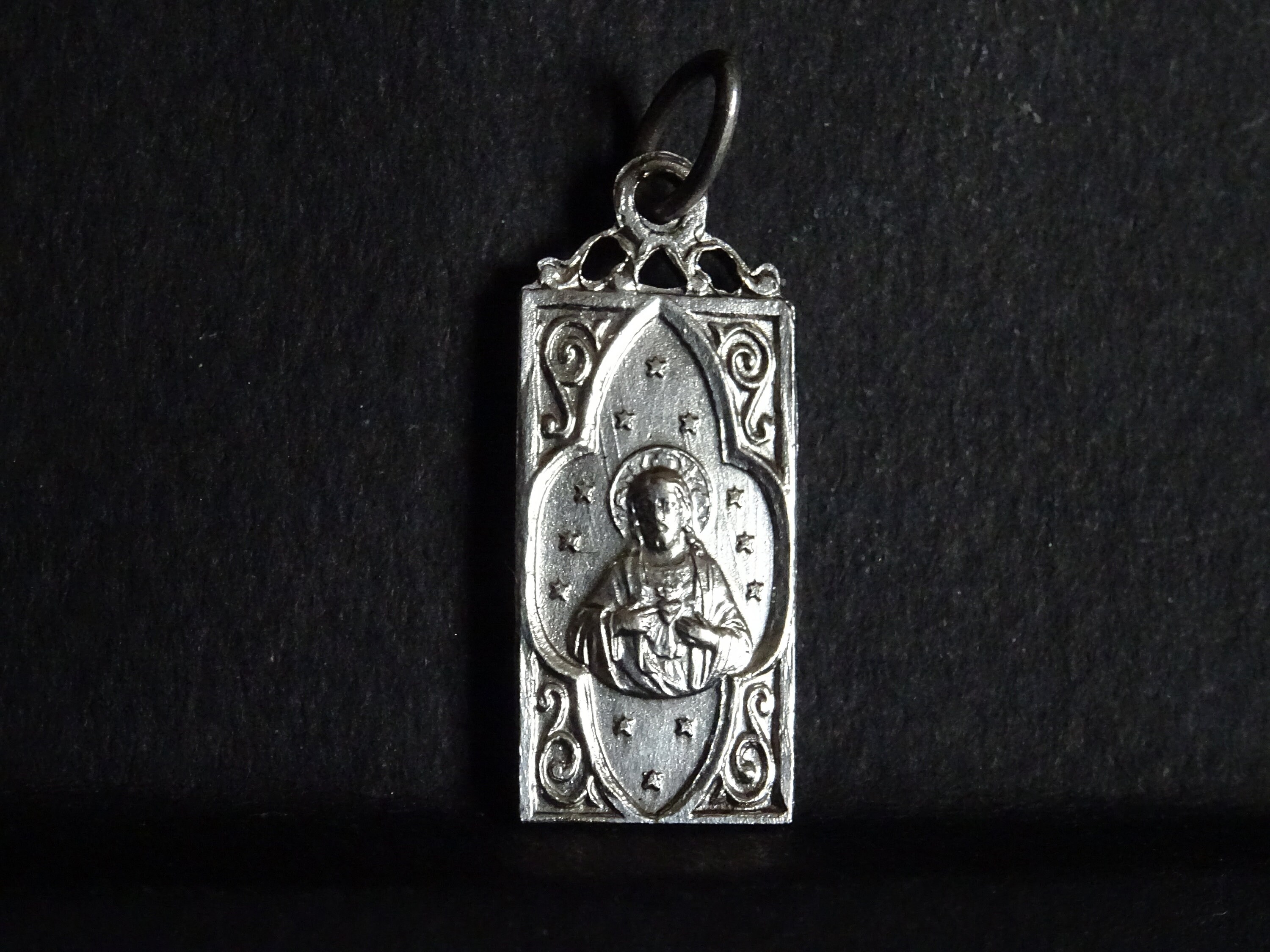 Vierge à L'enfant. Notre-Dame de La Garde. Old Religious Medal Pendent Medallion Medaille Hold Charm