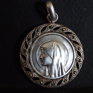 Stunning Marcasite Layered Antique Virgin Mary Apparition Centenaries Medal Medaille Religious Vintage Holy Charm