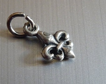 Fleur de Lys Charm for Bracelet or Ankle Bracelet Holy Charm T 684