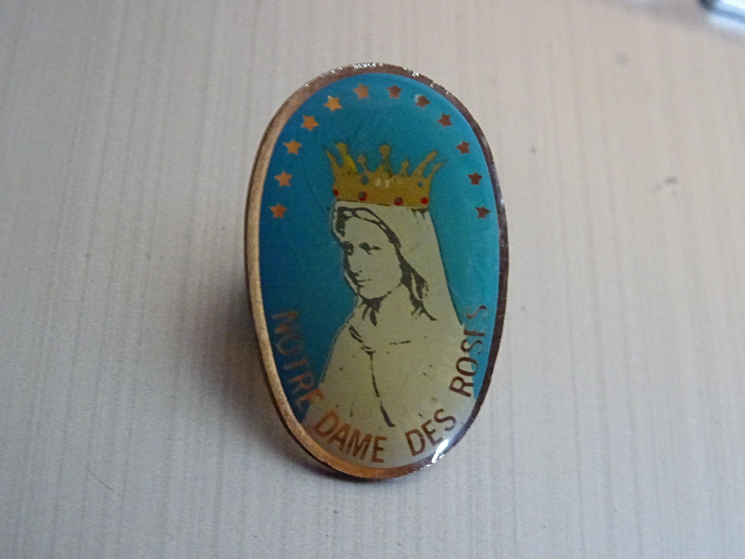 Notre-Dame de Roses Émail Croix Broche Pin Français Vintage Religieux Saint Charme B 877