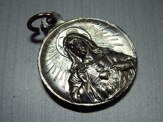 Virgo Carmeli, Signed O. B. C. Pendant Medallion Holy Charm BB 926