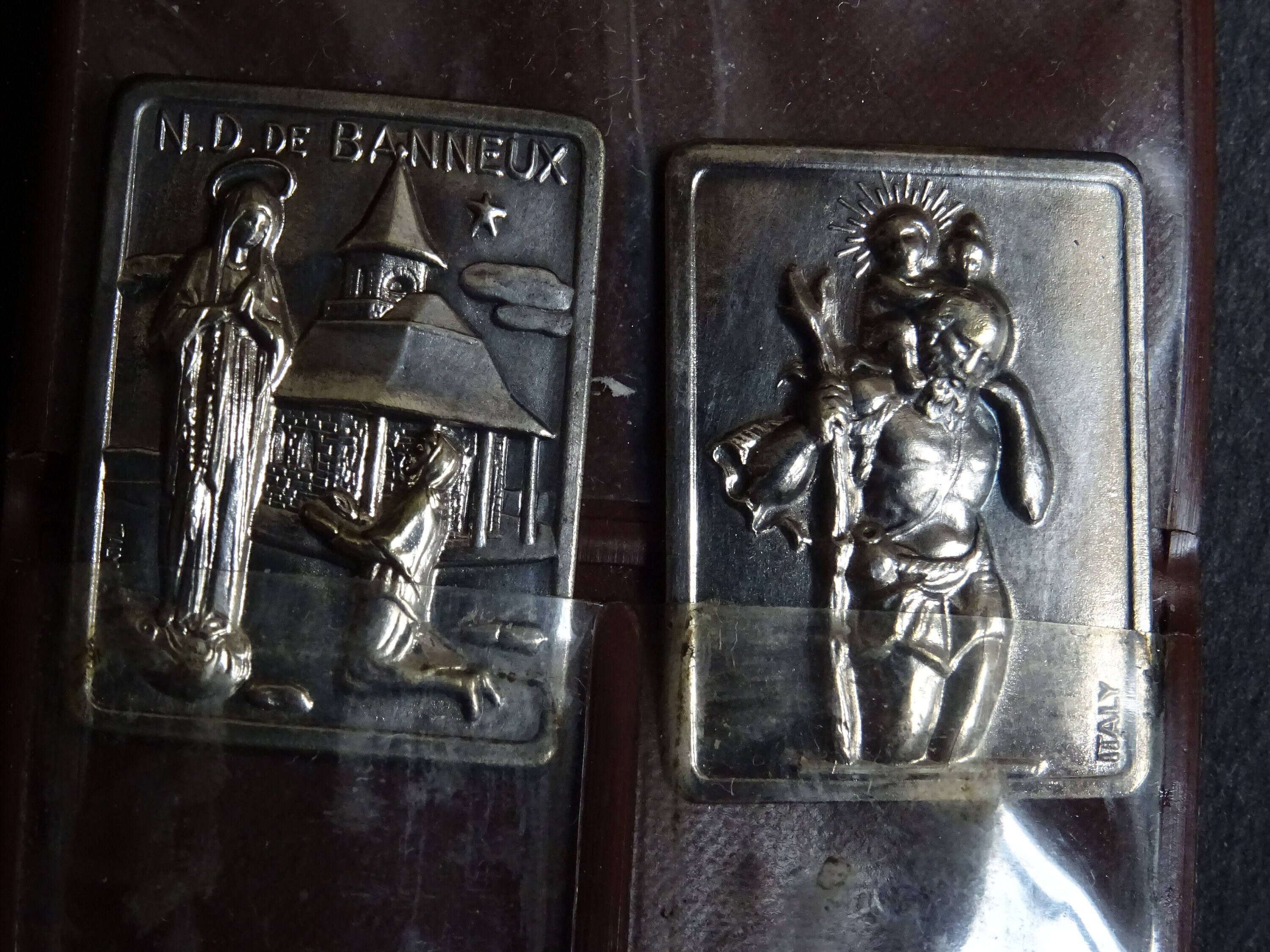 La Plaque. Souvenir Token Travel Altar N.d. de Banneux St Christopher France Médaille Holy Charm ave