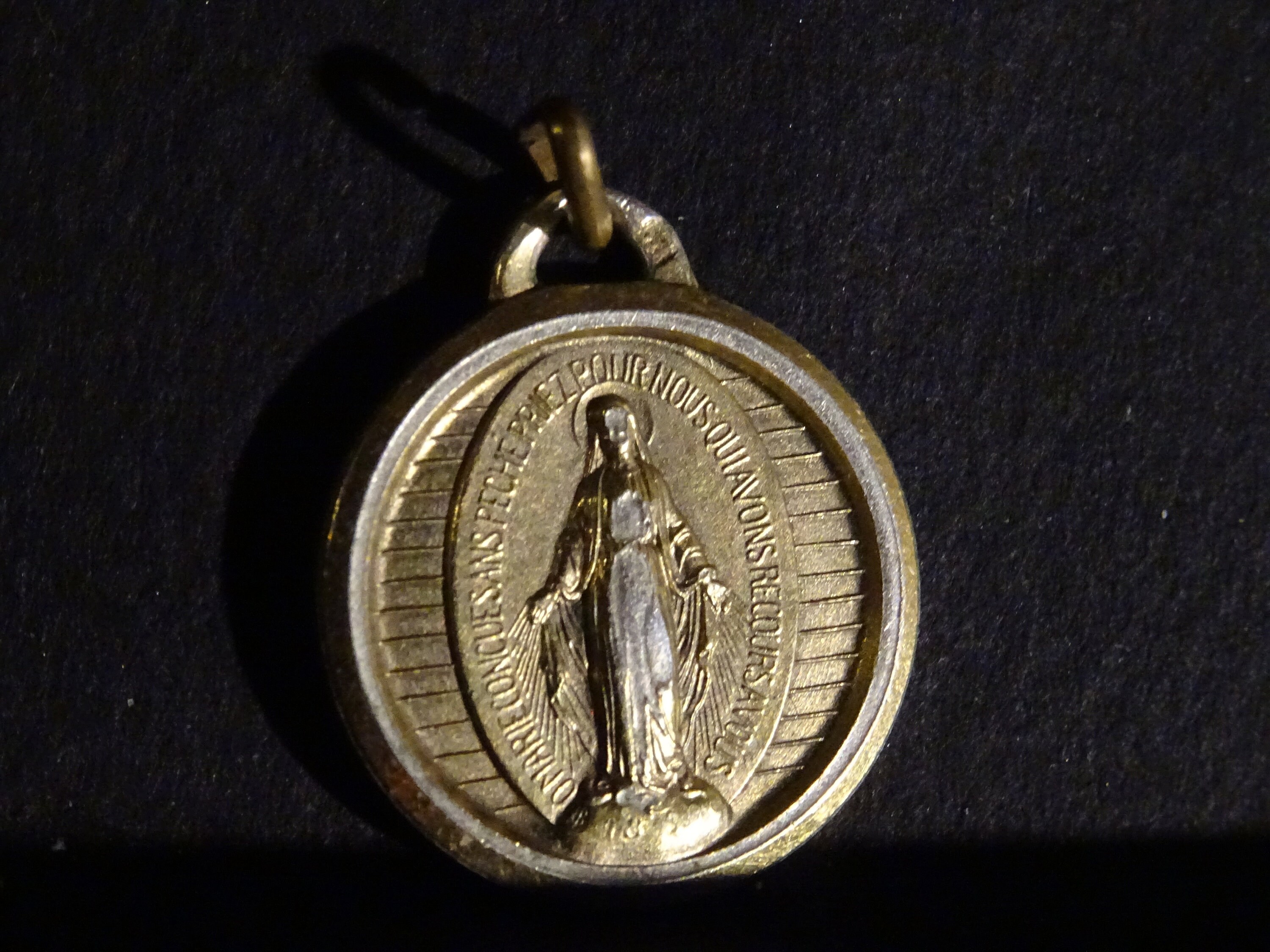 Pendentif Religieux Antique Français'argent Miraculeux. Médaillon Medaille Holy Charm