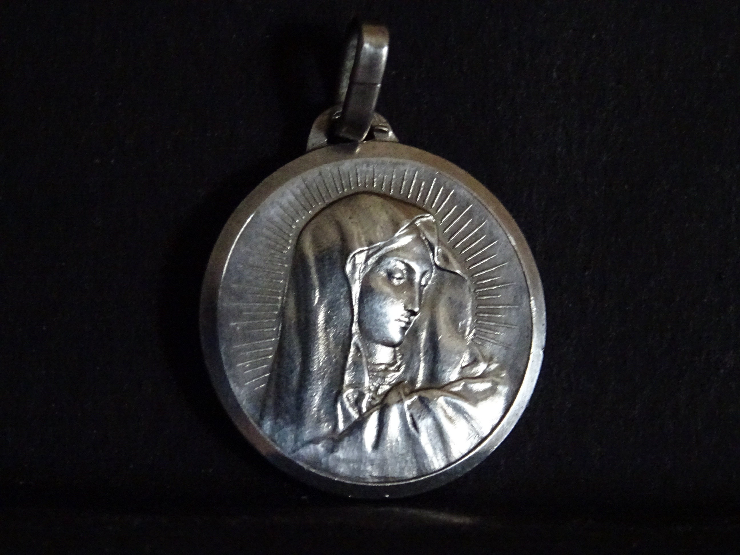 Grande Notre-Dame de La Douleur, Mary Star Burst Vintage Français Médaille Saint Charme Pendentif Mé