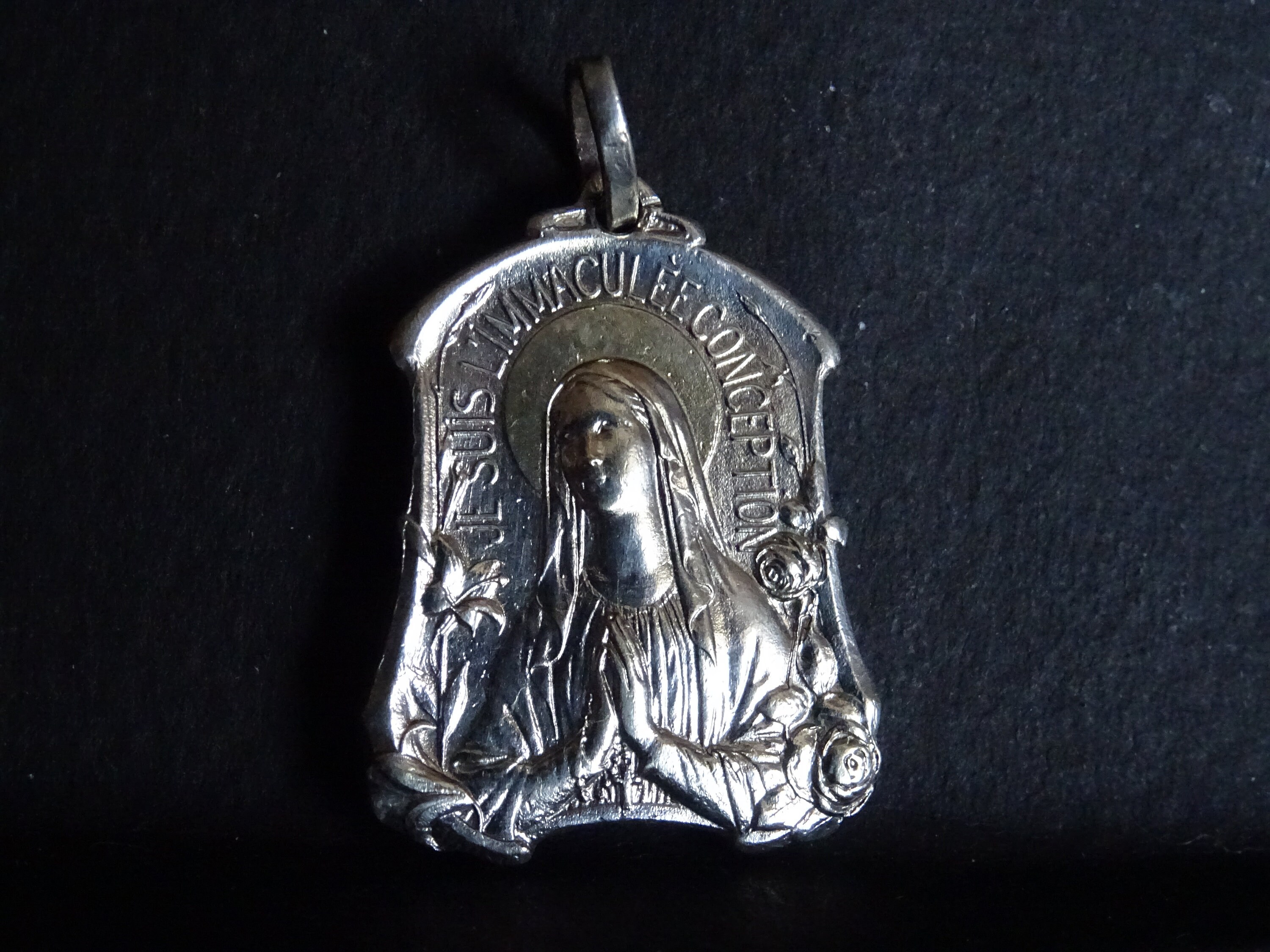 Mary Immaculate Conception Médaille d'argent Medaille Vintage Holy Charm