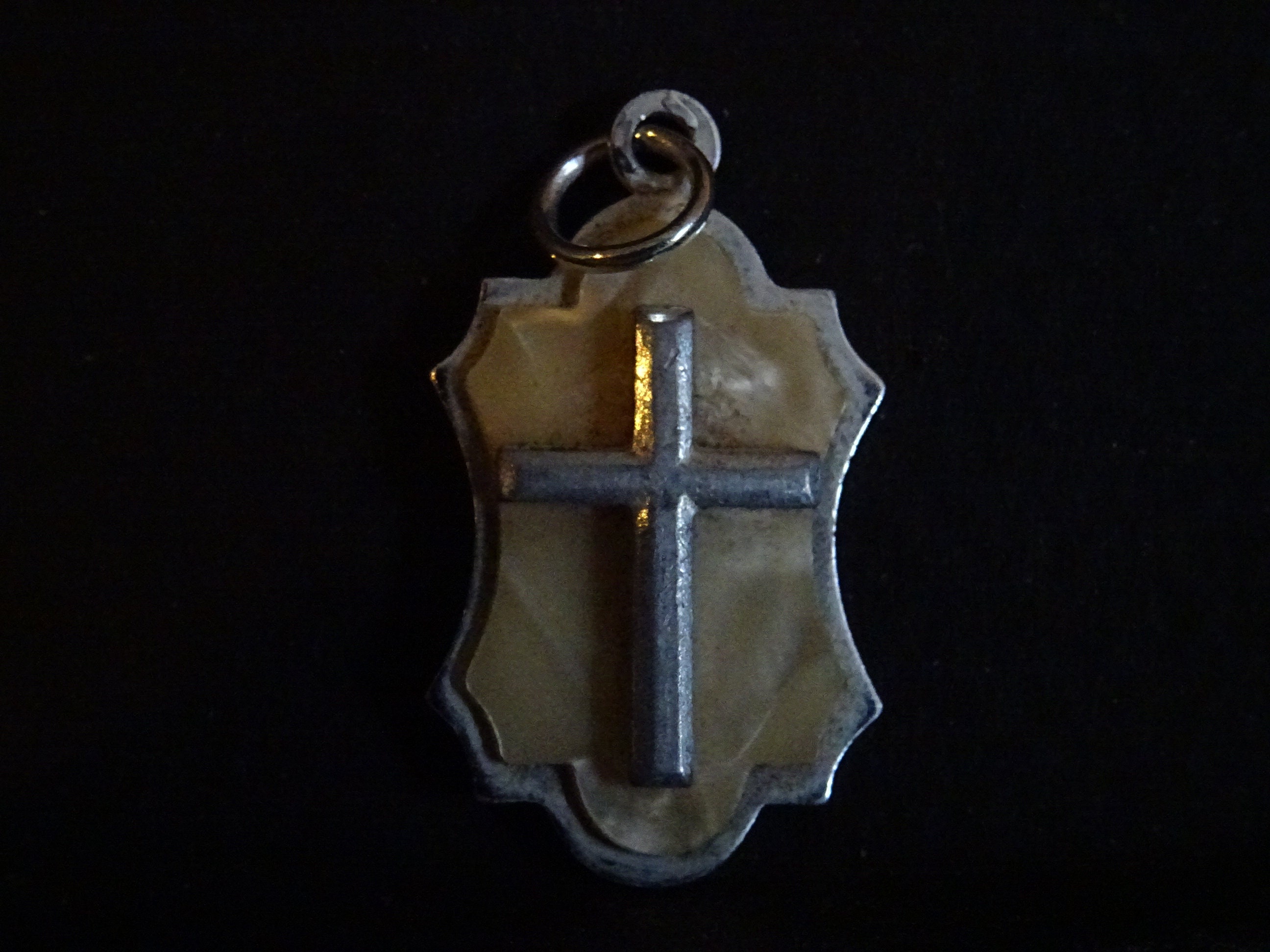 Croix Jérusalem Coquille Holy Charm Médaille Pendentif Médaillon Medaille P 464