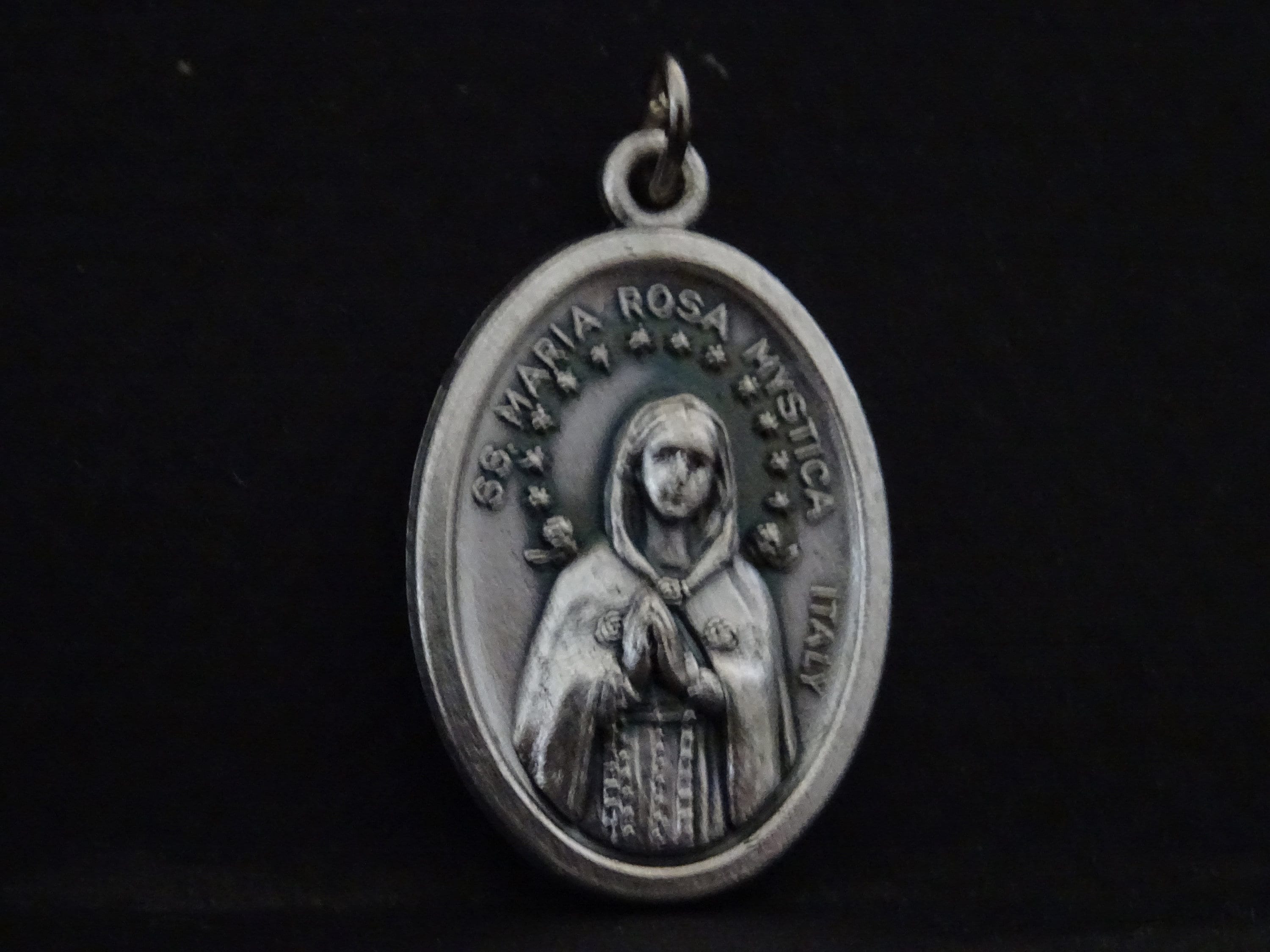 Vintage Rosa Mystica Medaille = Titre de Marie. Patron La Médaille Prière