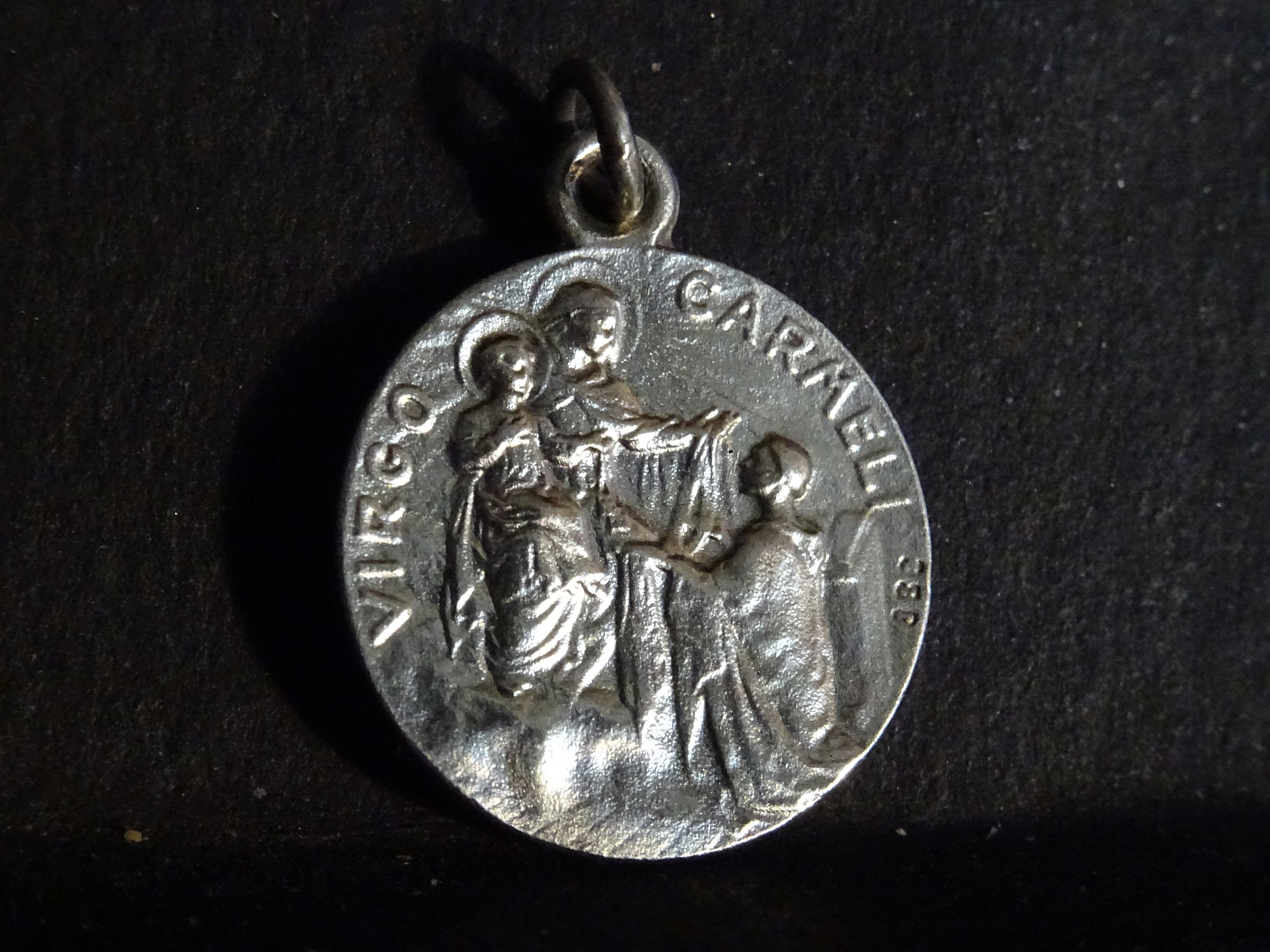 Notre-Dame Carmel Signé Obc Médaille d'argent Medalion Medaille Religious Holy Charm Pendent Vintage
