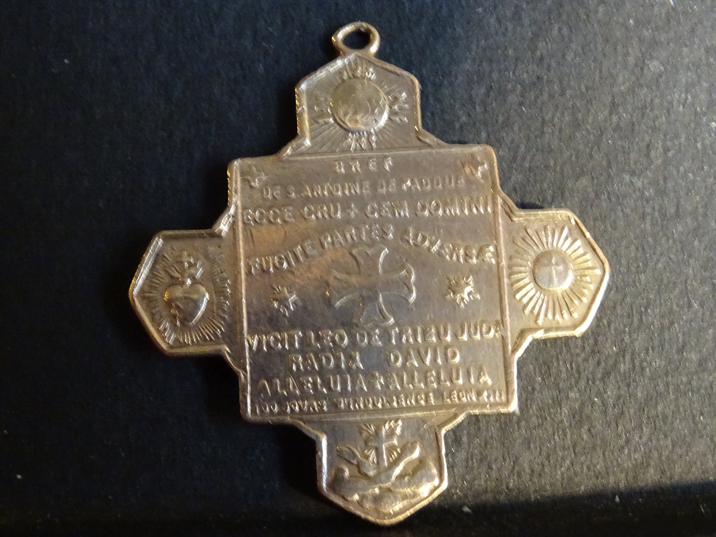 Grottes Saint-Antoine Grotte Brive Correze Avis Cross , Médaillon Pendent Medaille Holy Charm