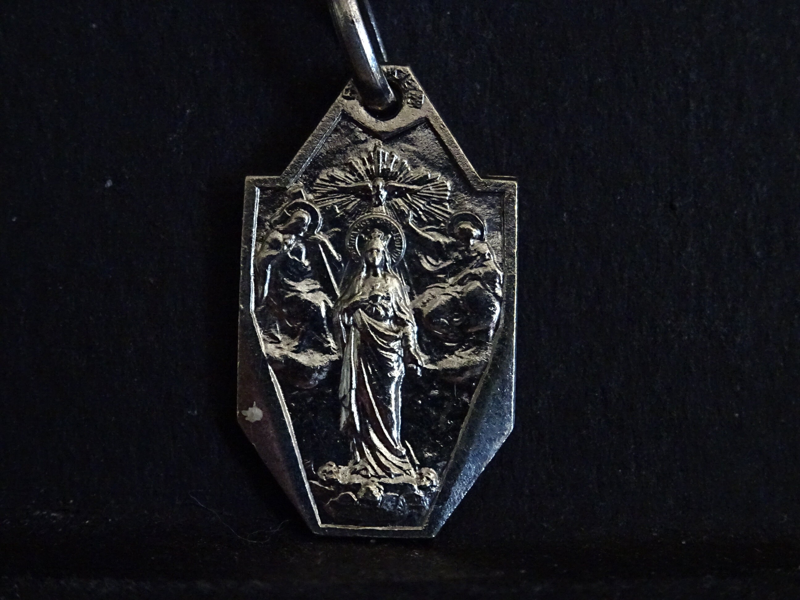 Confrérie Des Trois Ave Maria Blois, Fleur de Lys. Frence . Médaillon Pendentif Vintage Religieux Sa