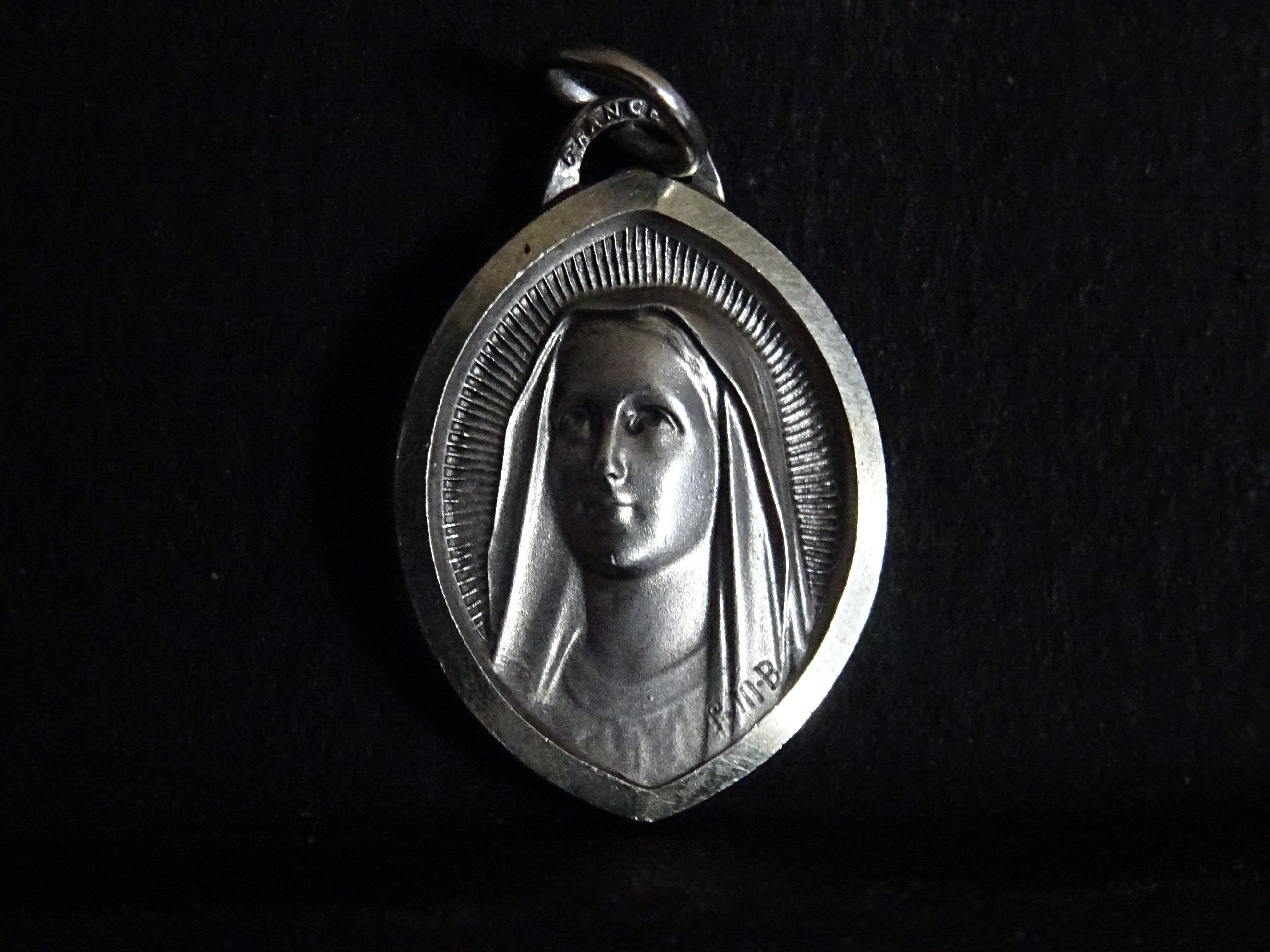 Grotte de Lourdes Lieu Des Apparitions La Vierge Marie, Goutte Thé, Médaille Médaillon Pendent Medai