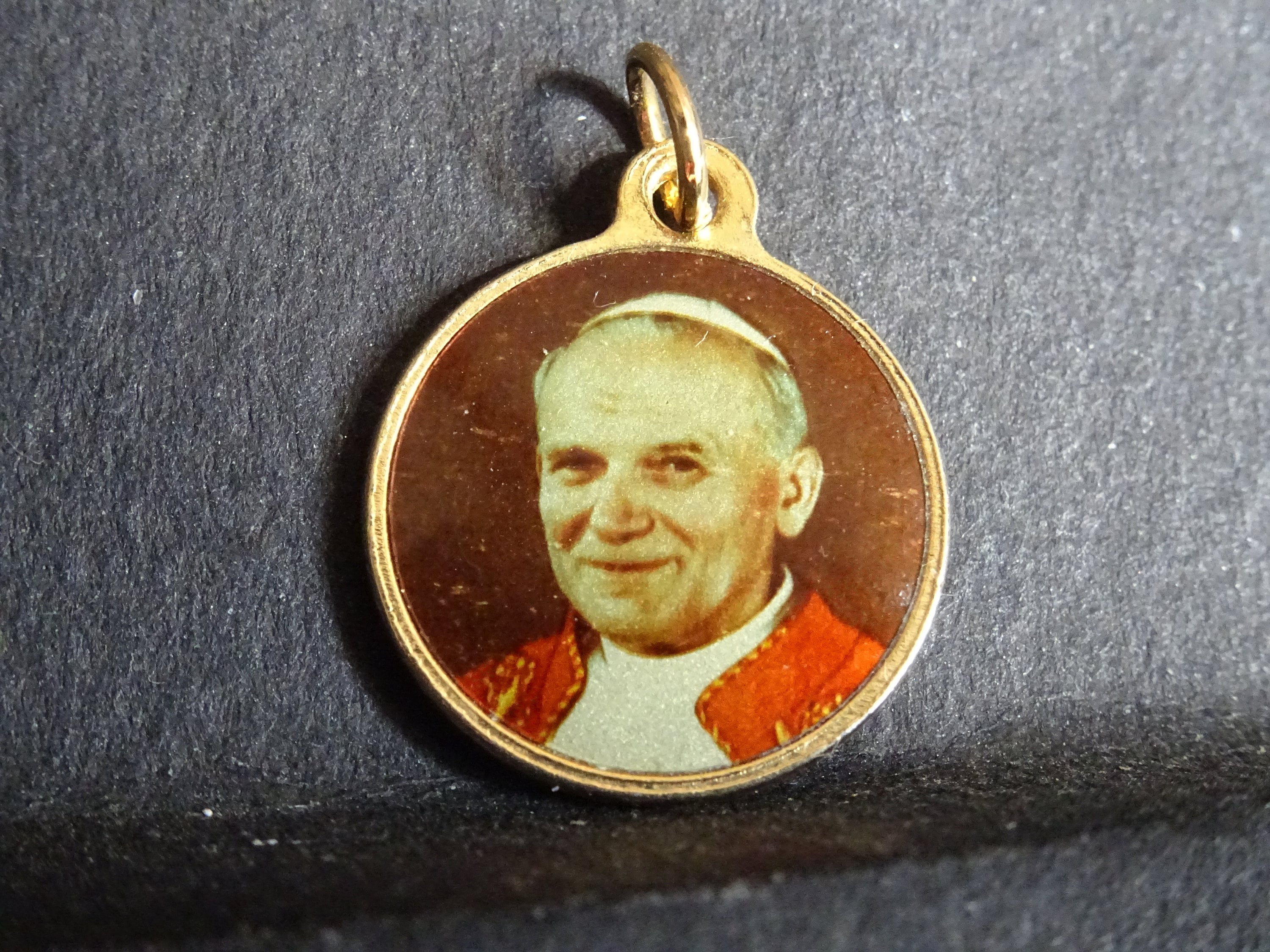 Pape Vierge Marie Pendentif. Médaillon Medaille Holy Charm Vintage