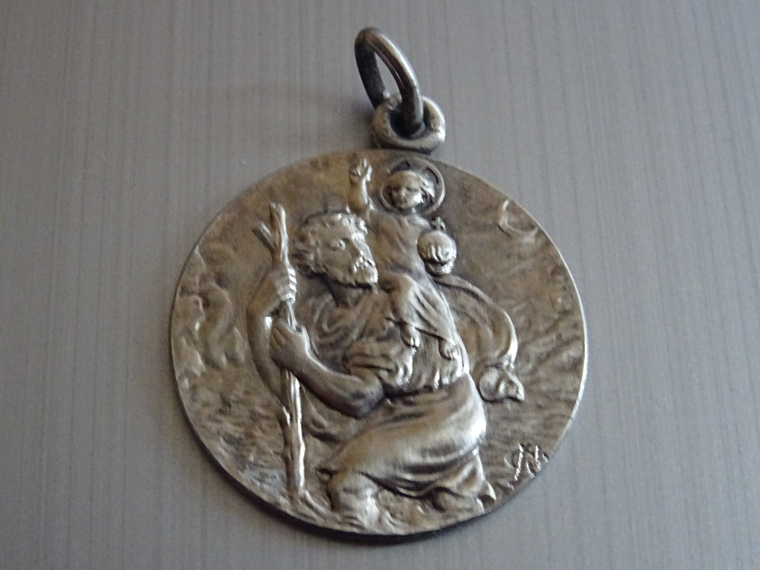 Regardez Saint-Christophe Puis Allez Rassurer. Regard St. Christopher Puis Pars Rassure Car, Par J B