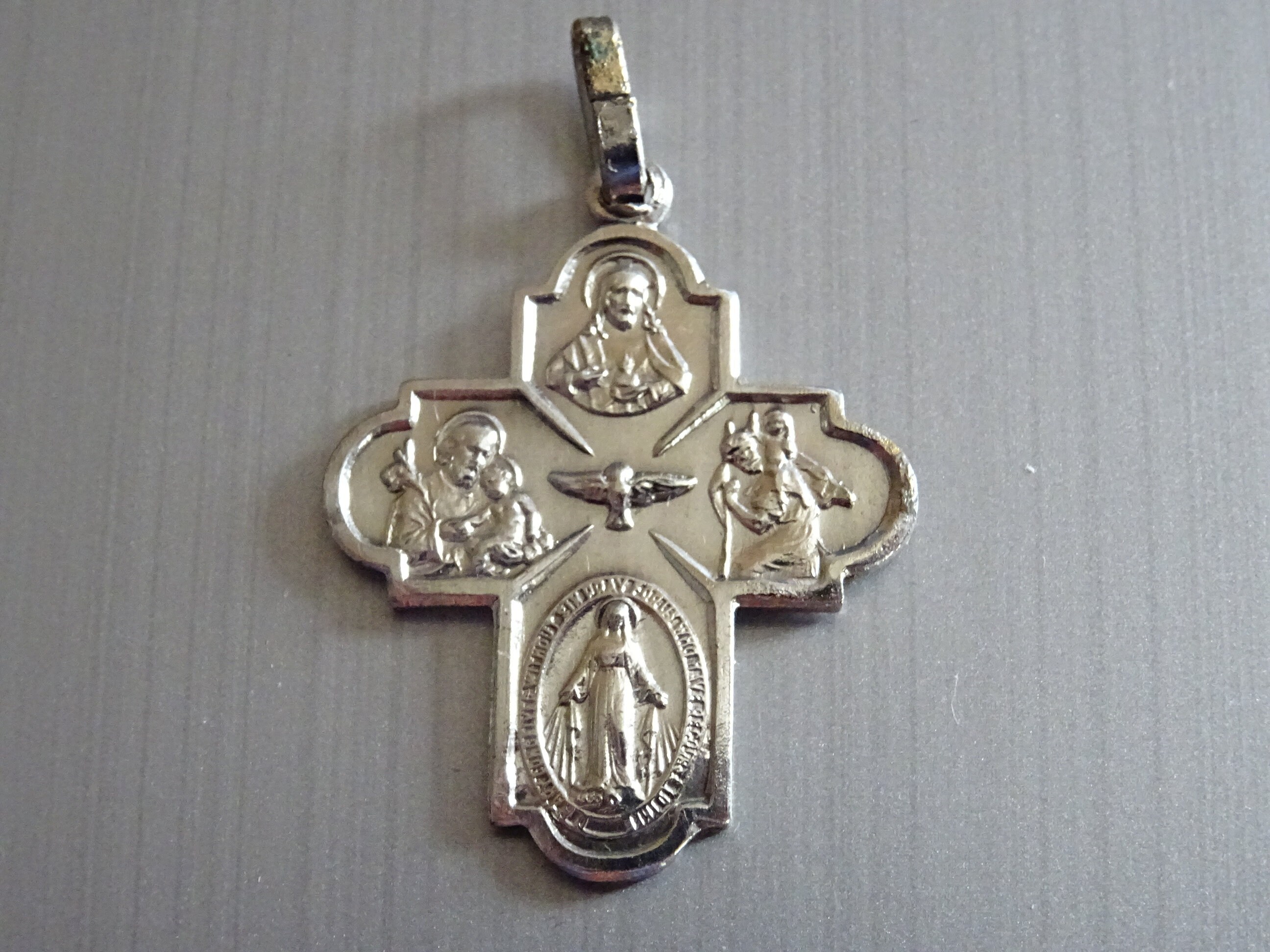 4 Croix de Chemin Sainte Paix. Médaille Vintage Pendentif Catholique Médaillon Saint Charme