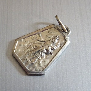 Love each Other. Our Lady Carmel Medal Pendant Medallion Holy Charm T 359
