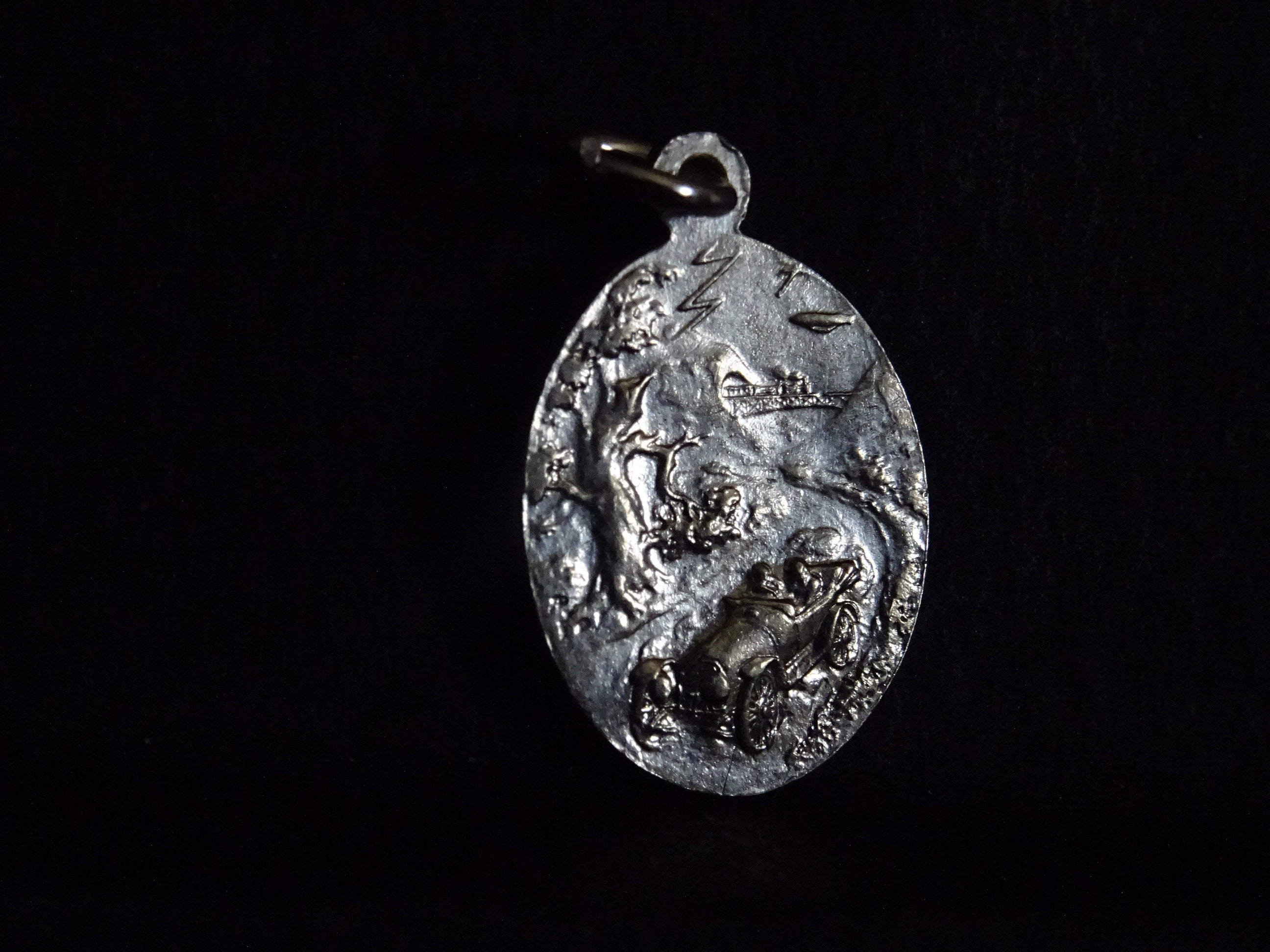 st, Christopher Voiture Train Zeppelin . Médaille Antique Catholique Pendentif Médaillon Saint Charm