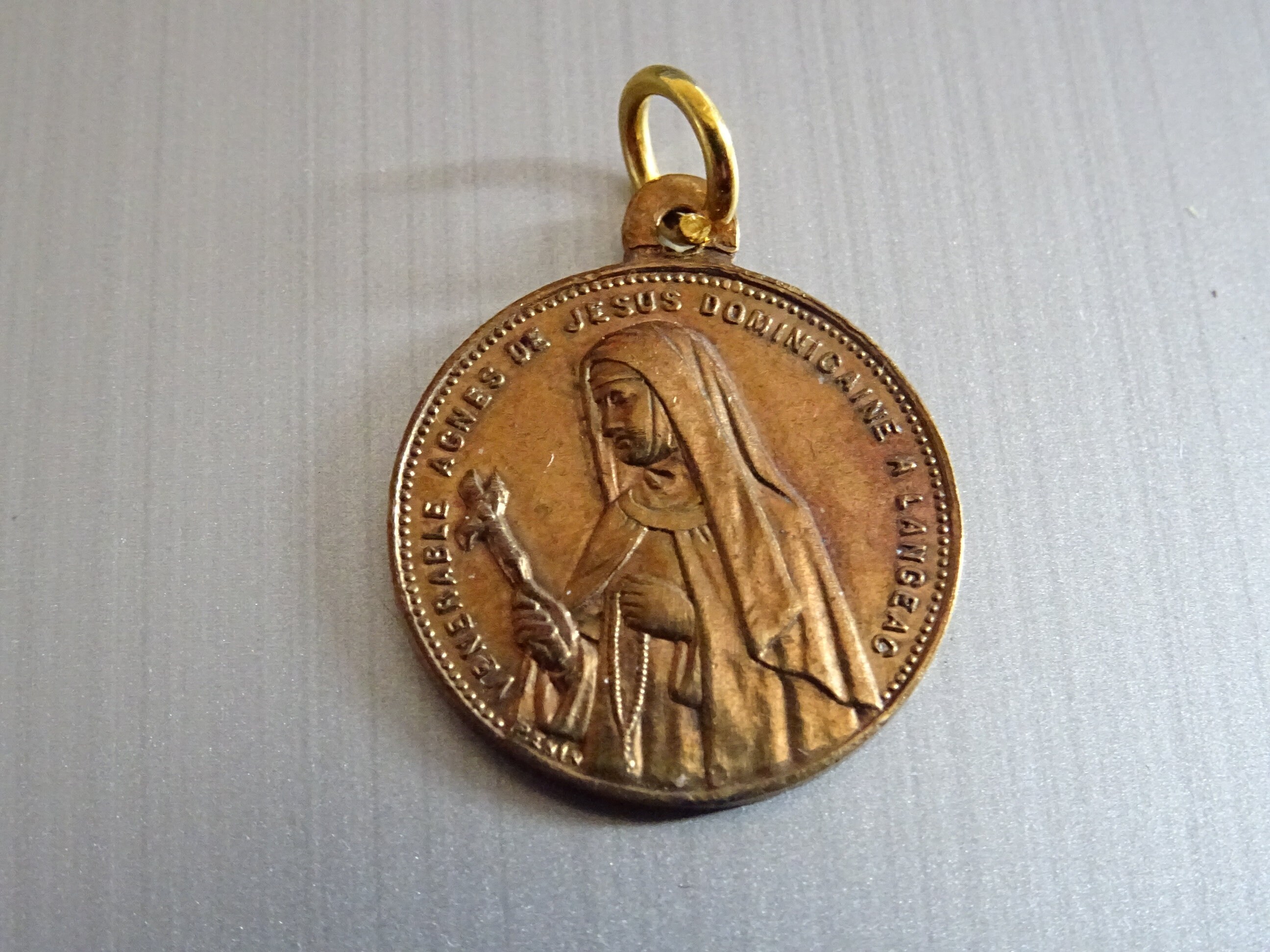 Bienheureuse Agnès Du Jésus de Langeac Reine Rosaire Signée L. Penin Couleur Or Antique Médaille Cat