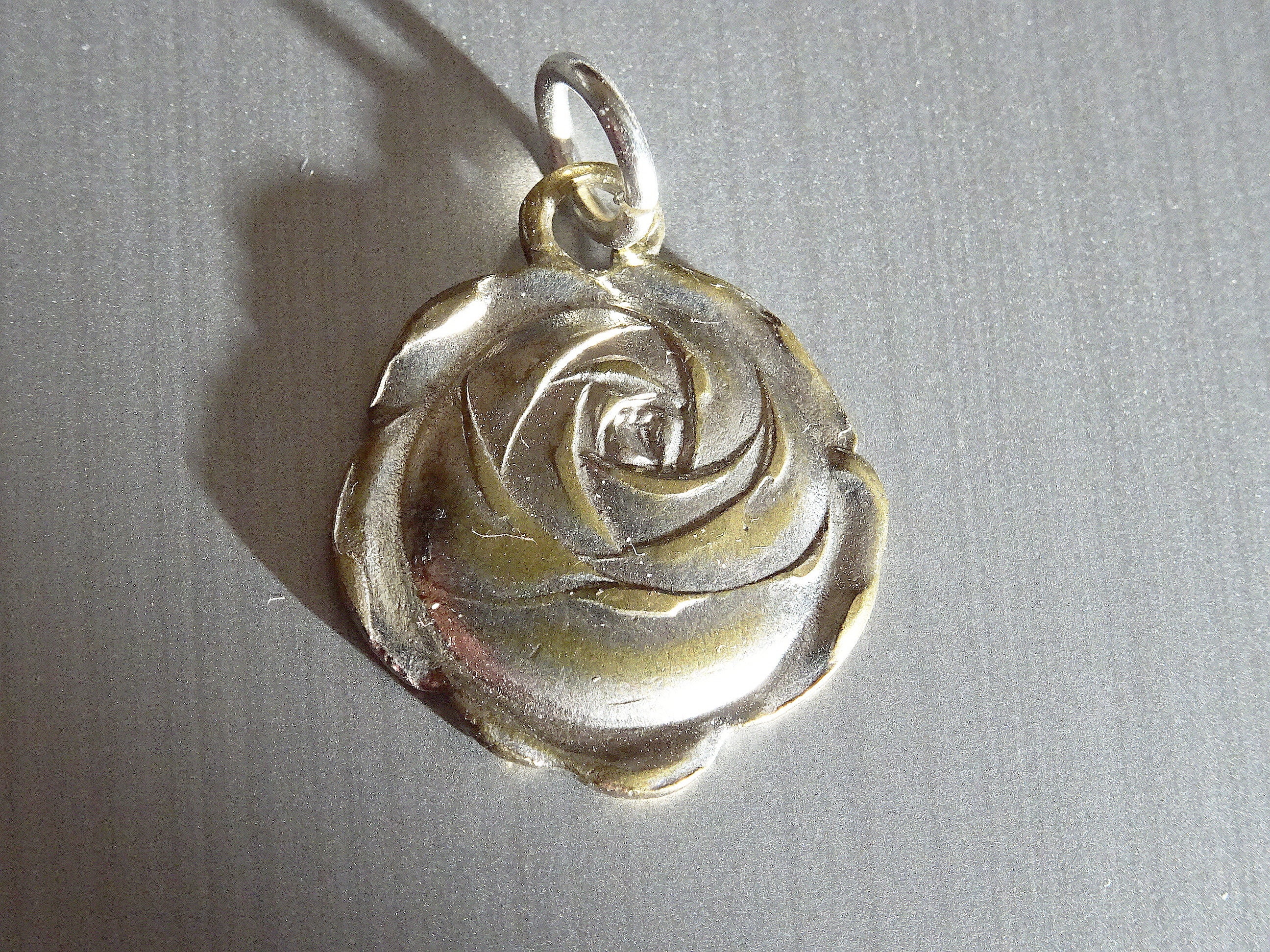 Sainte Thérèse et Rose Français Millésime Pendentif Religieux Médaillon Saint B 856