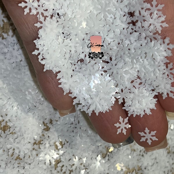 White Snowflake Glitter - 9MM